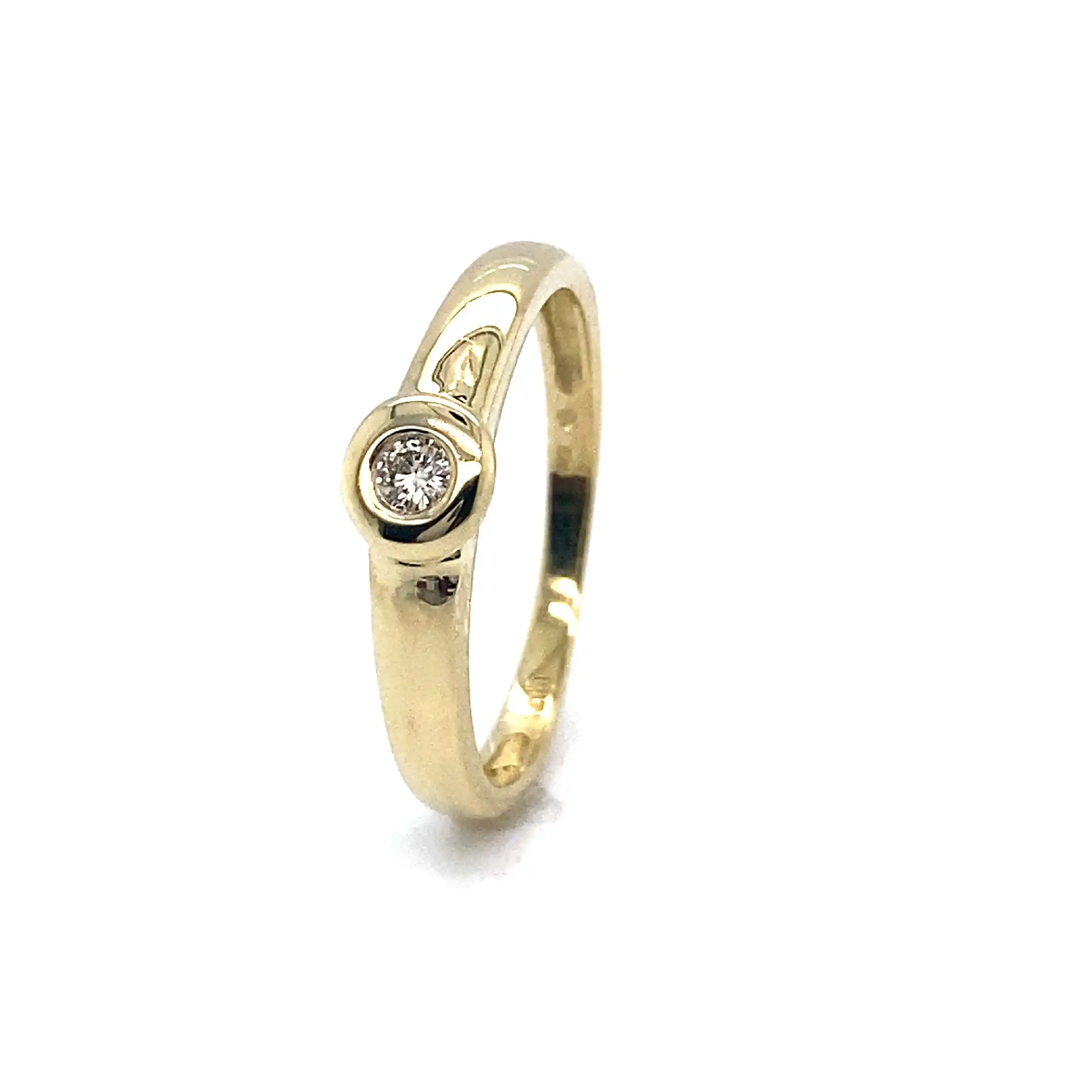Ring Gelbgold mit Brillant, graviert mit 0,07ct Ring Gelbgold mit Brillant, graviert mit 0,07ct