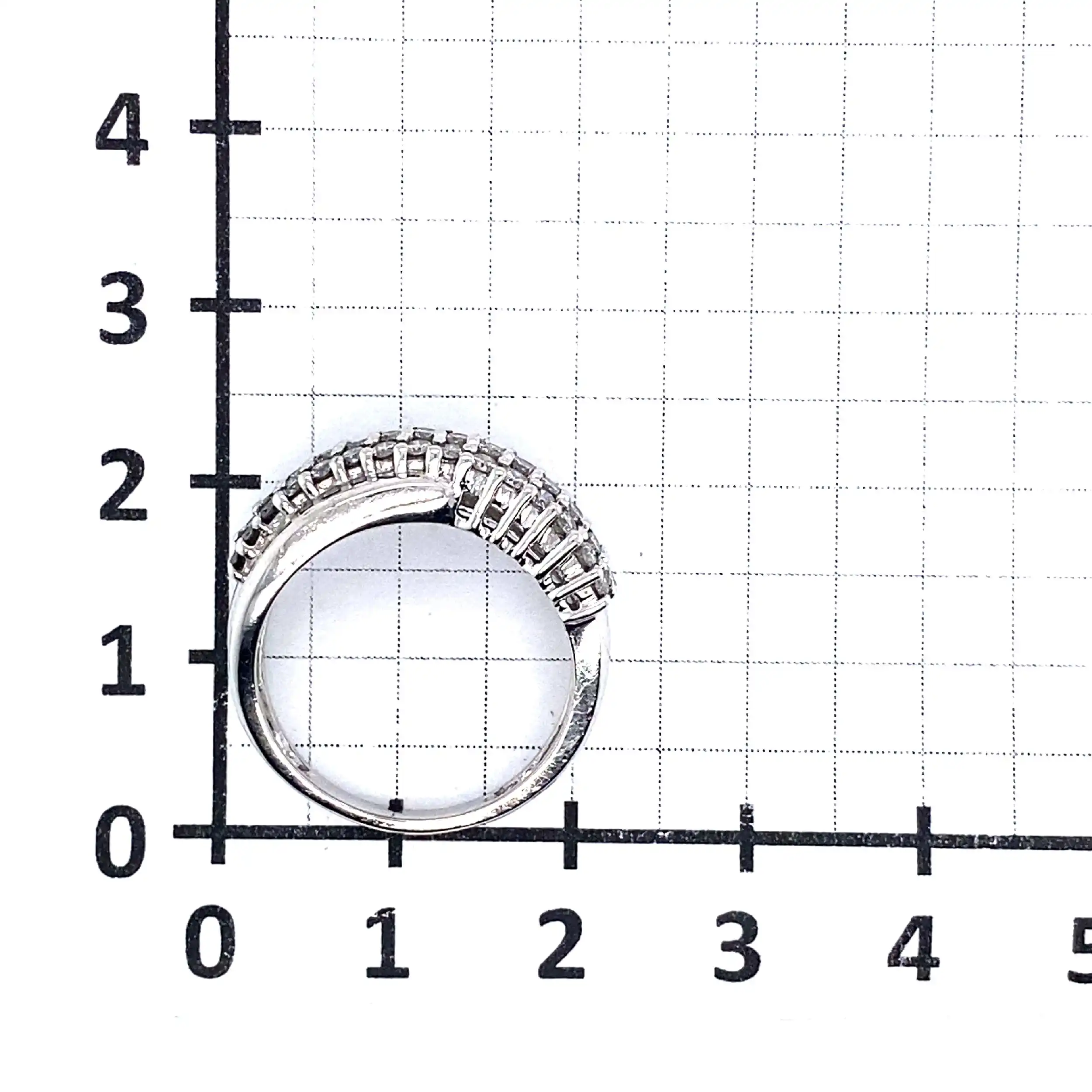 Ring Weißgold mit Brillanten Ring Weißgold mit Brillanten