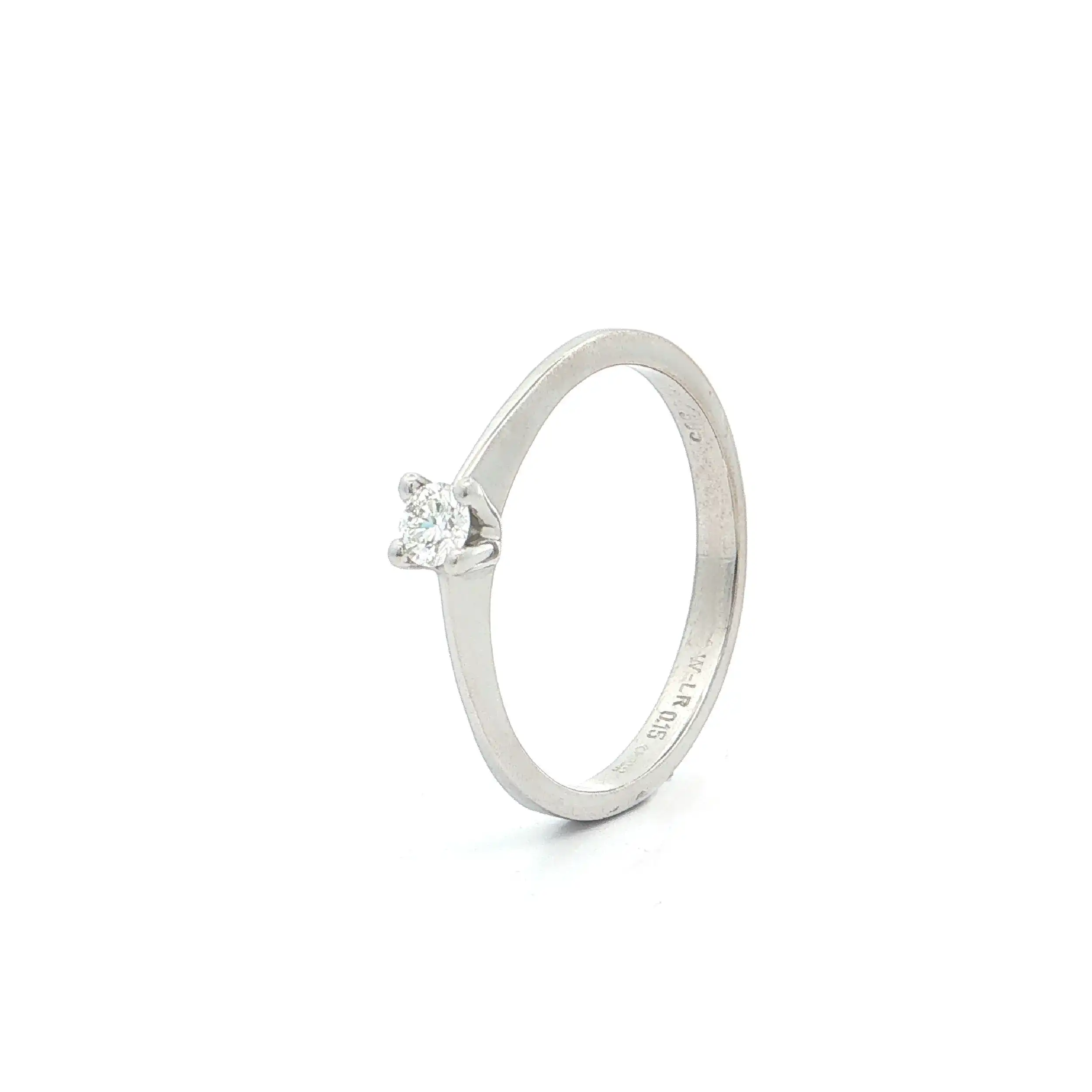 Ring Weißgold mit Brillant, graviert mit 0,15 ct W-LR "Christ" Ring Weißgold mit Brillant, graviert mit 0,15 ct W-LR "Christ"