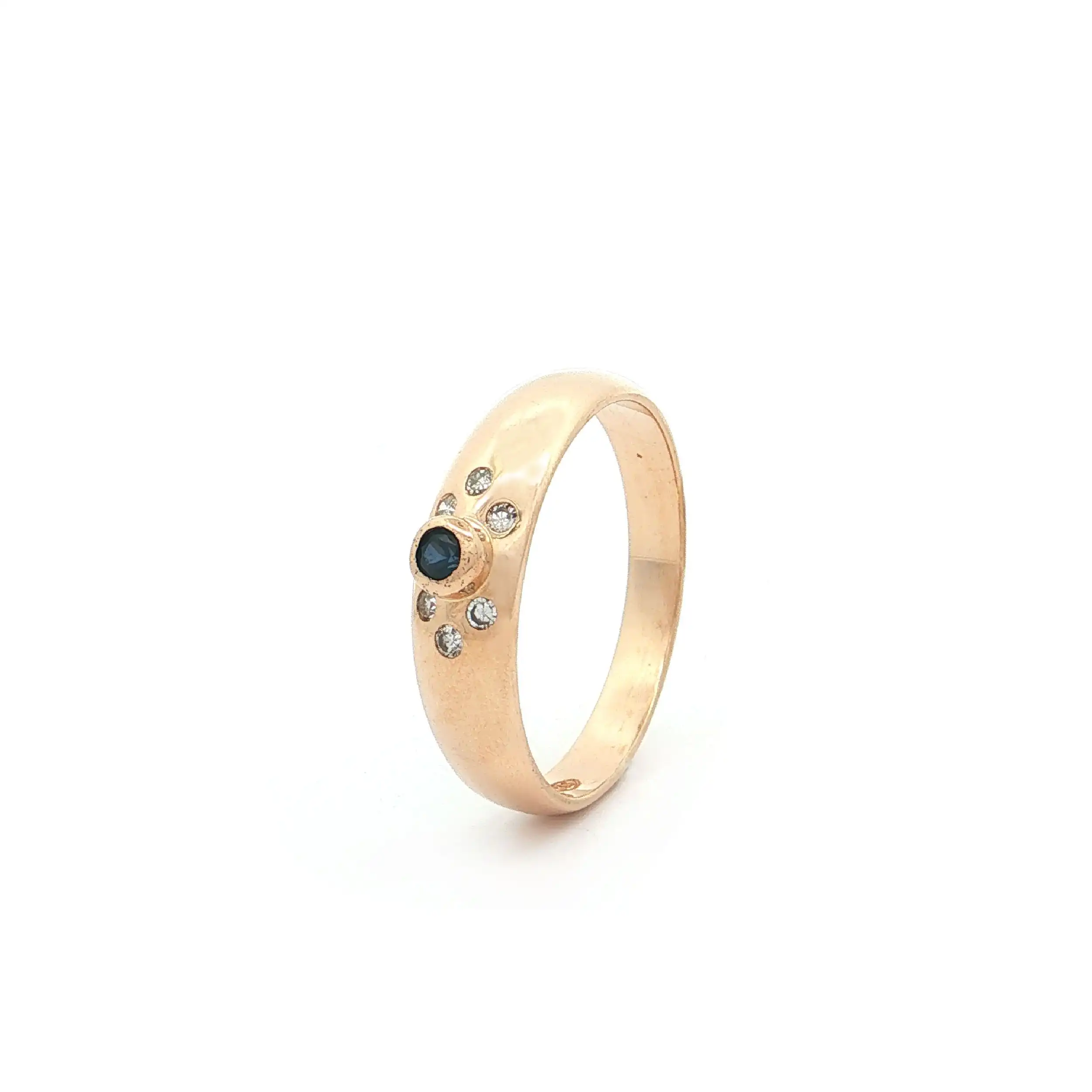 Ring Gelbgold mit Saphir und Diamanten Ring Gelbgold mit Saphir und Diamanten