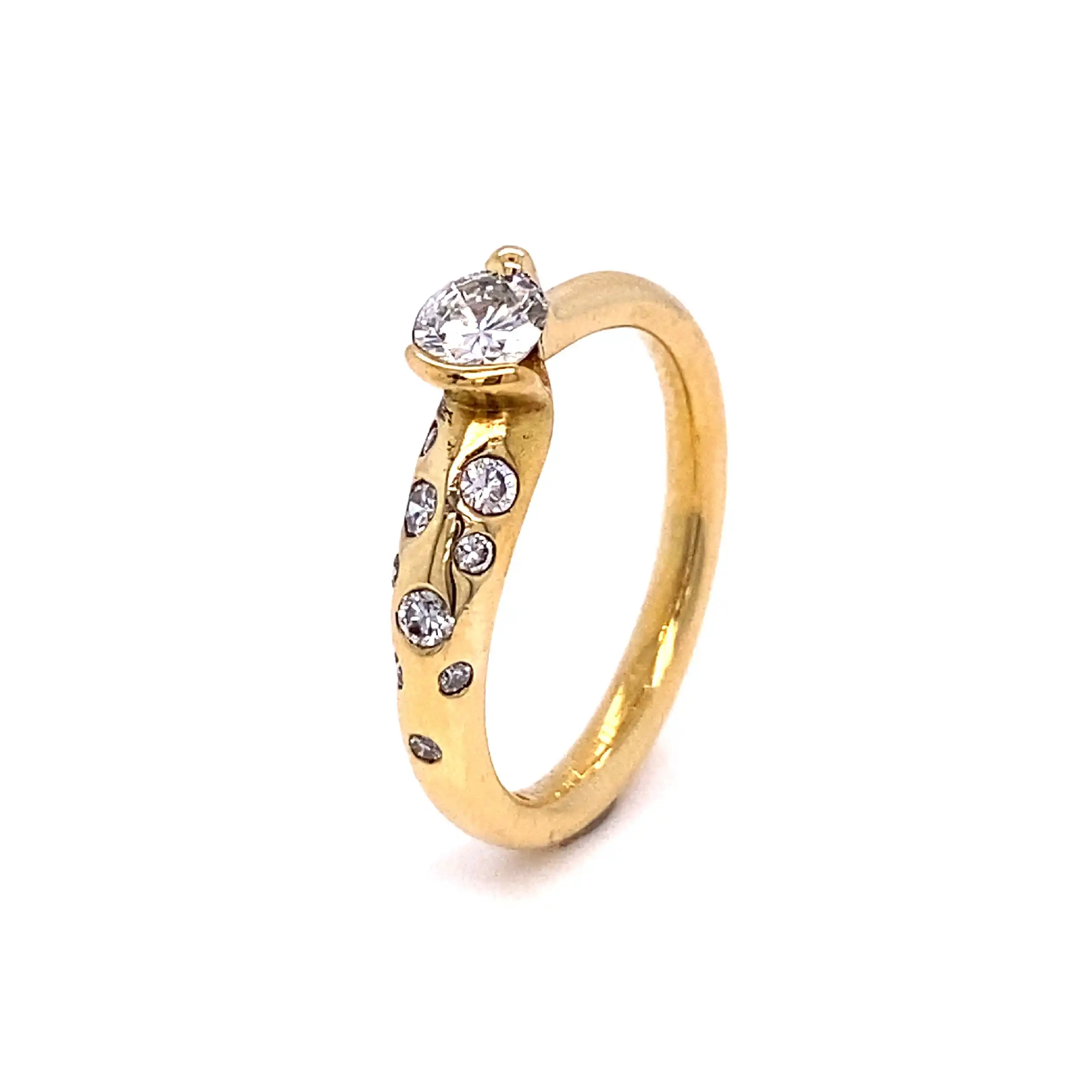 Ring Gelbgold mit Brillanten, graviert mit 0,50ct Ring Gelbgold mit Brillanten, graviert mit 0,50ct