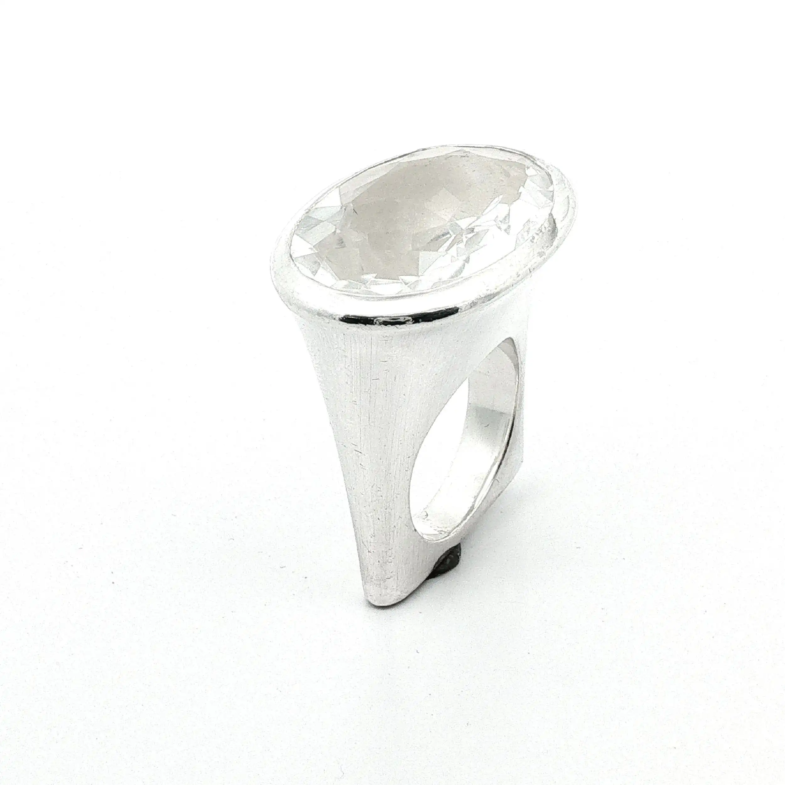 Ring Silber mit Spinell