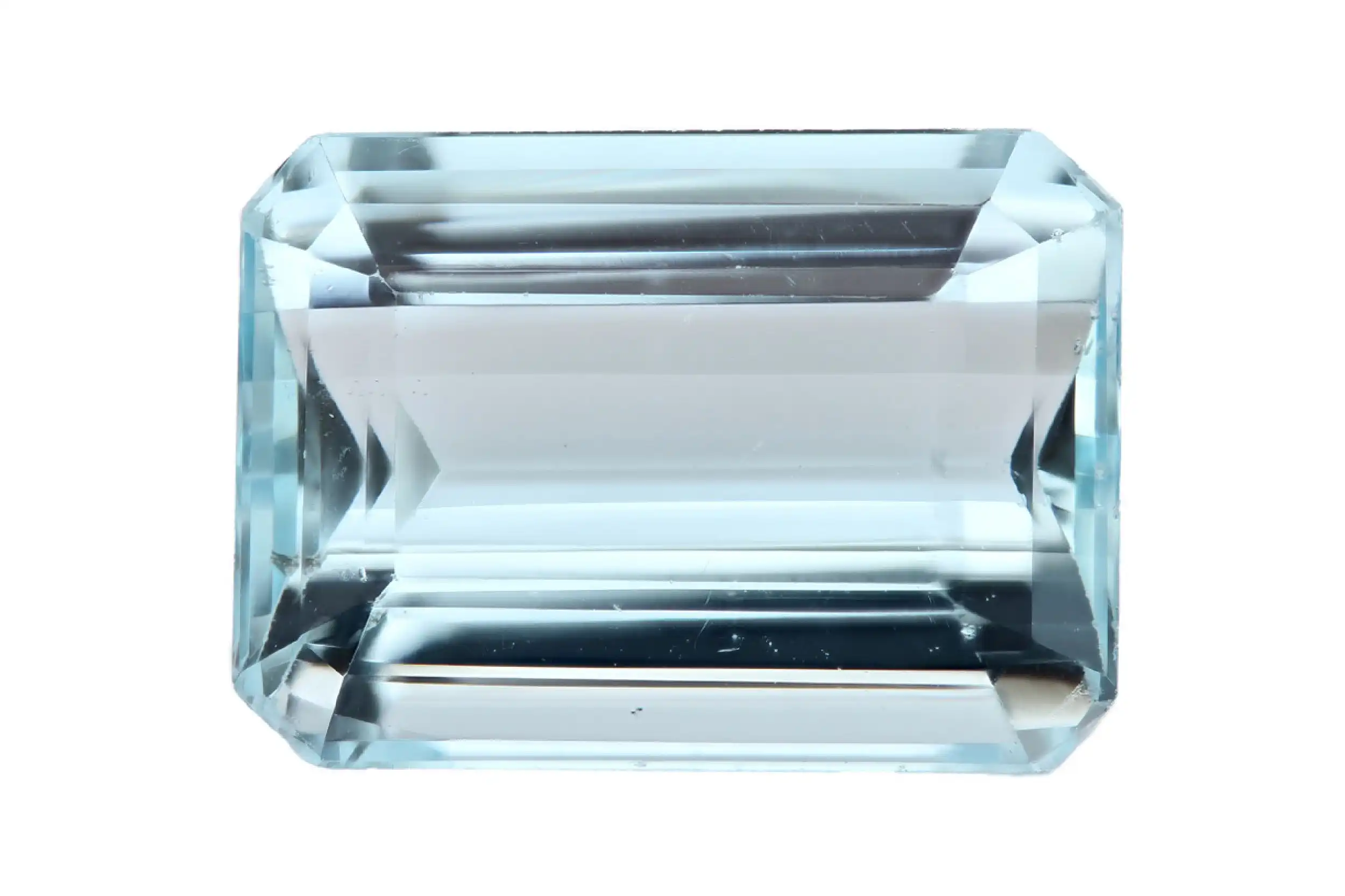 Loser Aquamarin 19,71 ct Treppenschliff mit EPL Expertise Loser Aquamarin 19,71 ct Treppenschliff mit EPL Expertise