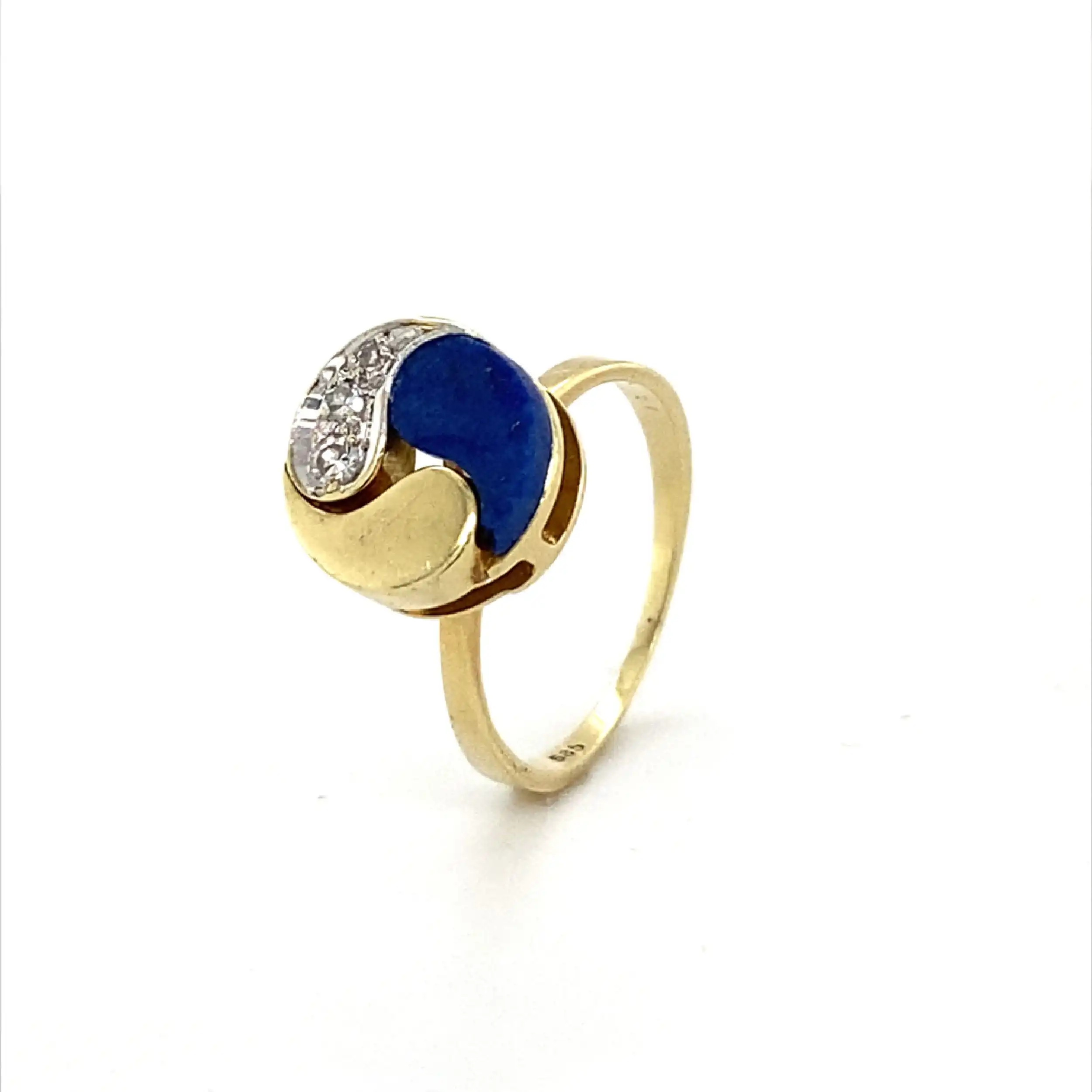 Ring Gelbgold mit Lapislazuli und Diamanten Ring Gelbgold mit Lapislazuli und Diamanten