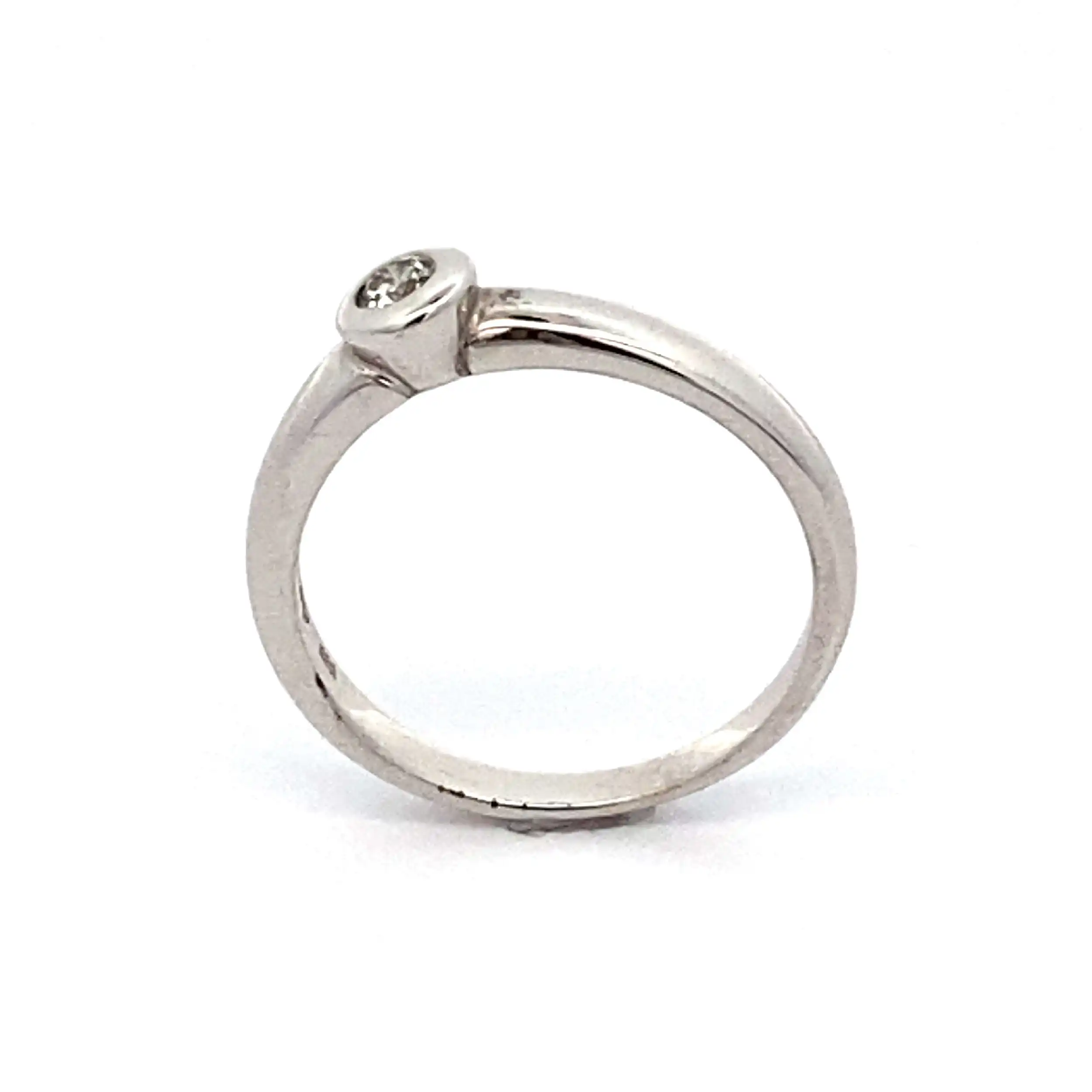 Ring Weißgold "Christ" mit Brillant Solitär, graviert mit 0,10ct
