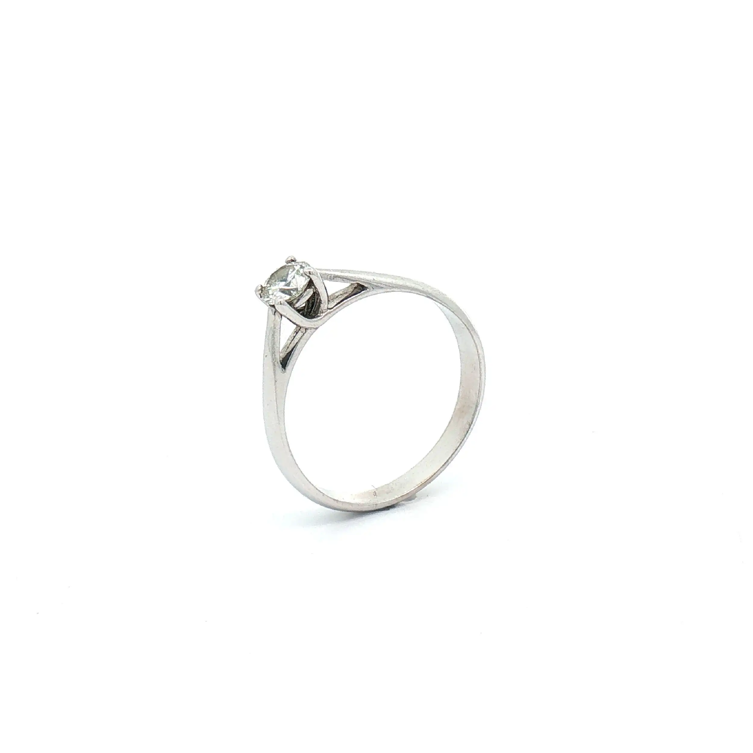 Ring Weißgold mit Brillant Ring Weißgold mit Brillant