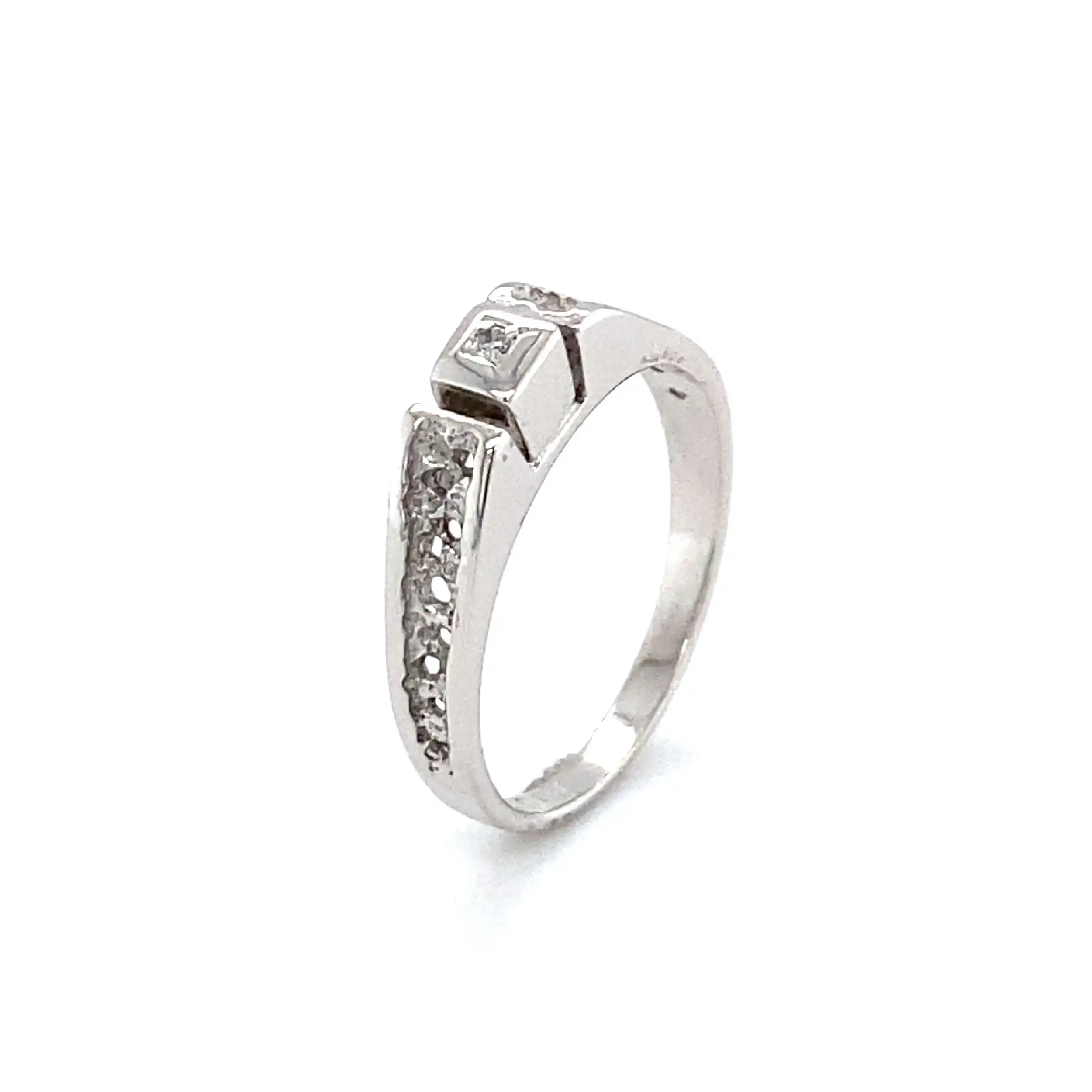 Ring Weißgold mit Brillant, graviert mit 0,01ct.