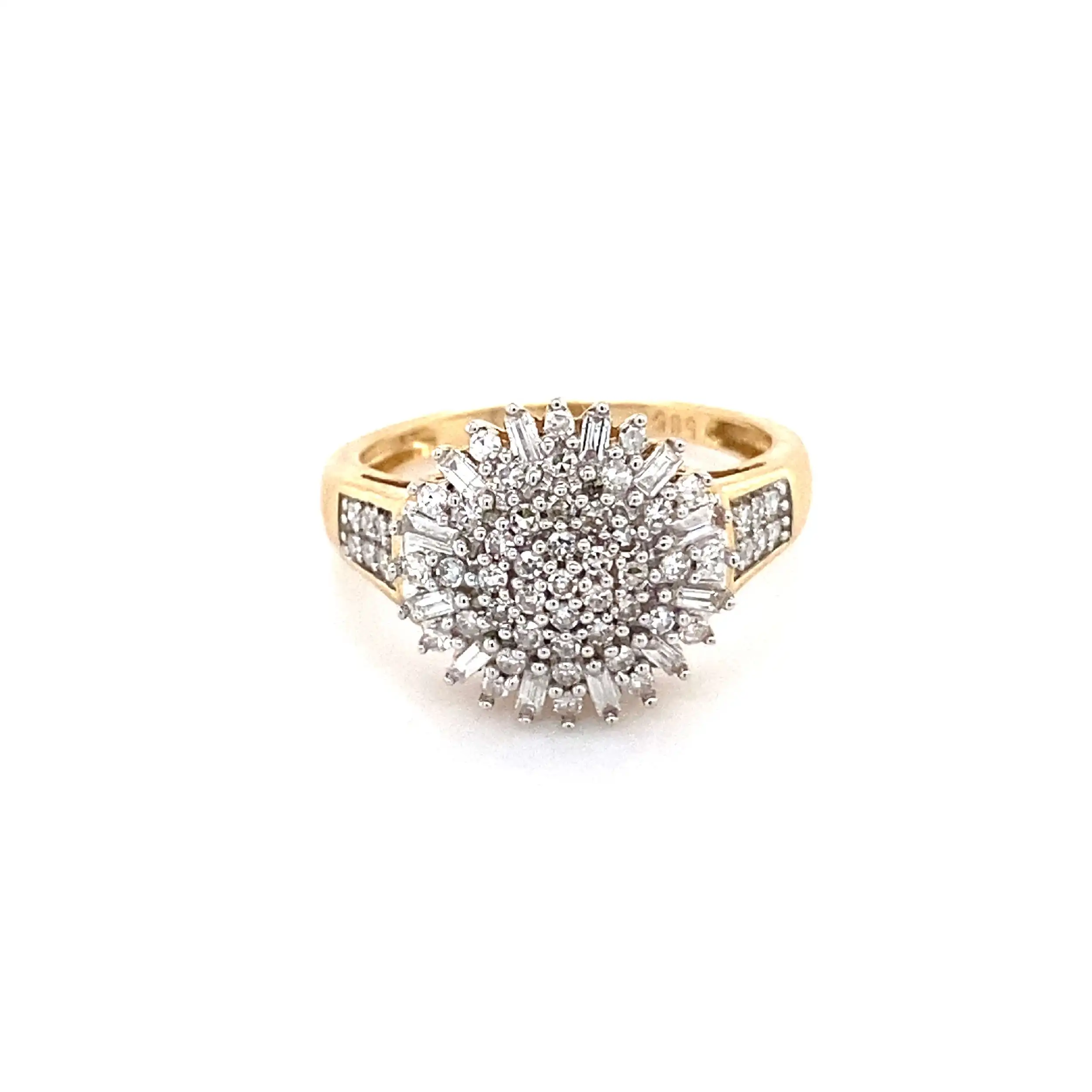 Ring Bicolor mit Diamanten und Baguette Diamanten Ring Bicolor mit Diamanten und Baguette Diamanten