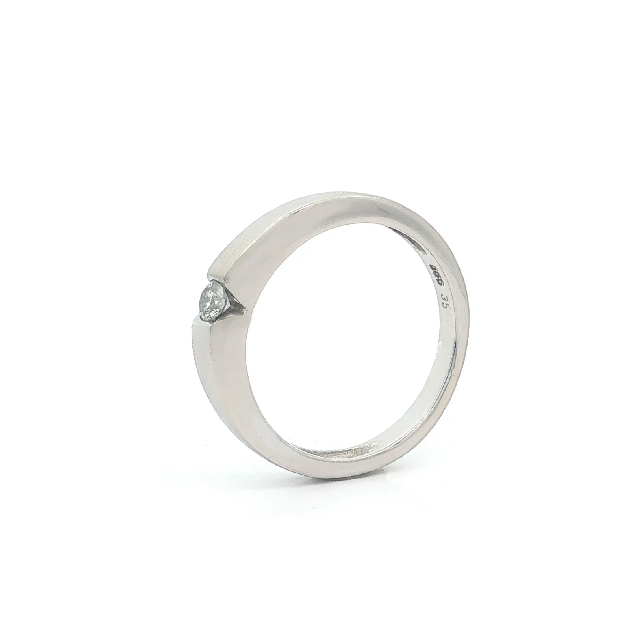 Ring Weißgold mit Brillant Ring Weißgold mit Brillant