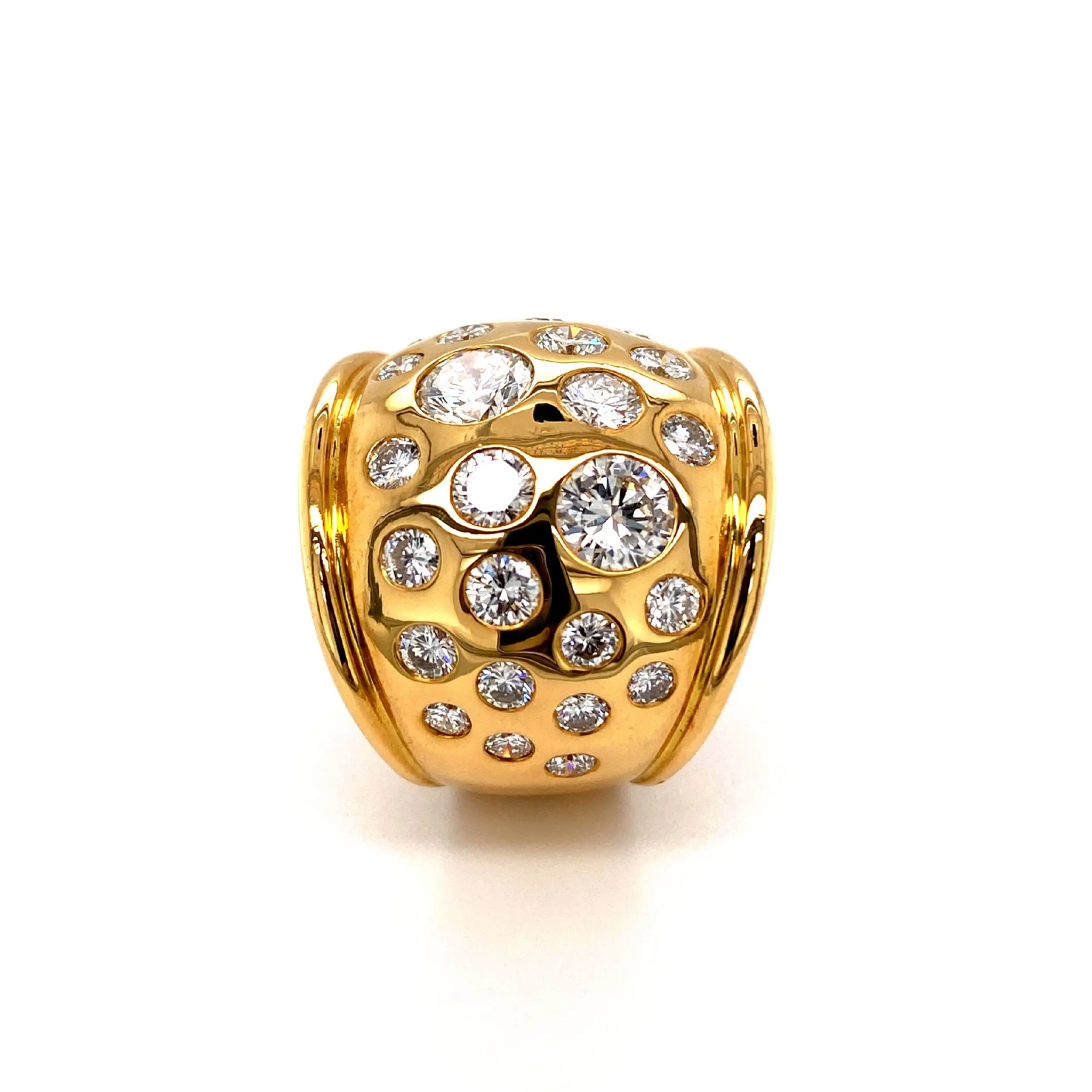 Ring Gelbgold Sternenhimmel mit Brillanten Ring Gelbgold Sternenhimmel mit Brillanten