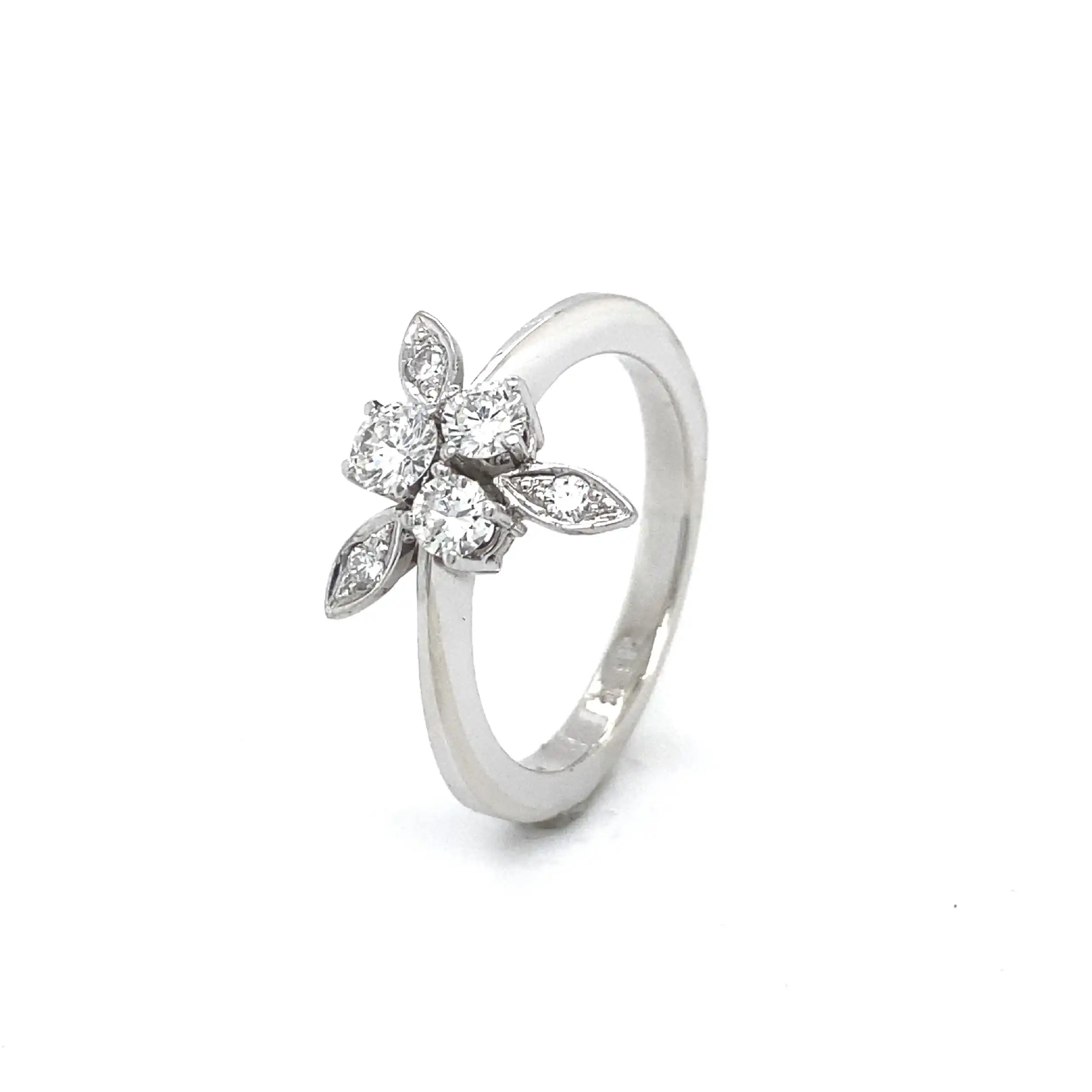 Ring Weißgold mit Brillanten Ring Weißgold mit Brillanten