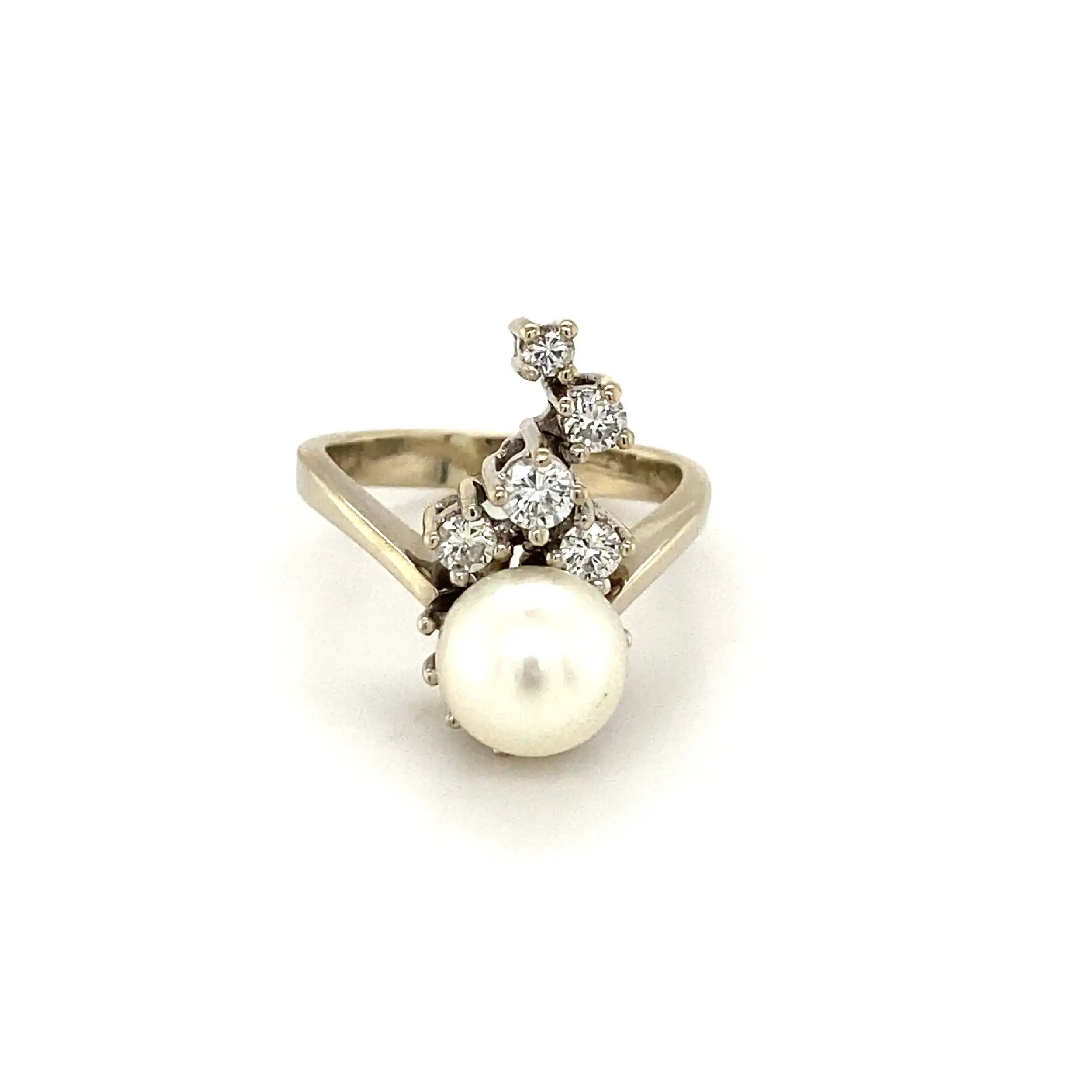 Ring Weißgold mit Brillanten und Perle Ring Weißgold mit Brillanten und Perle
