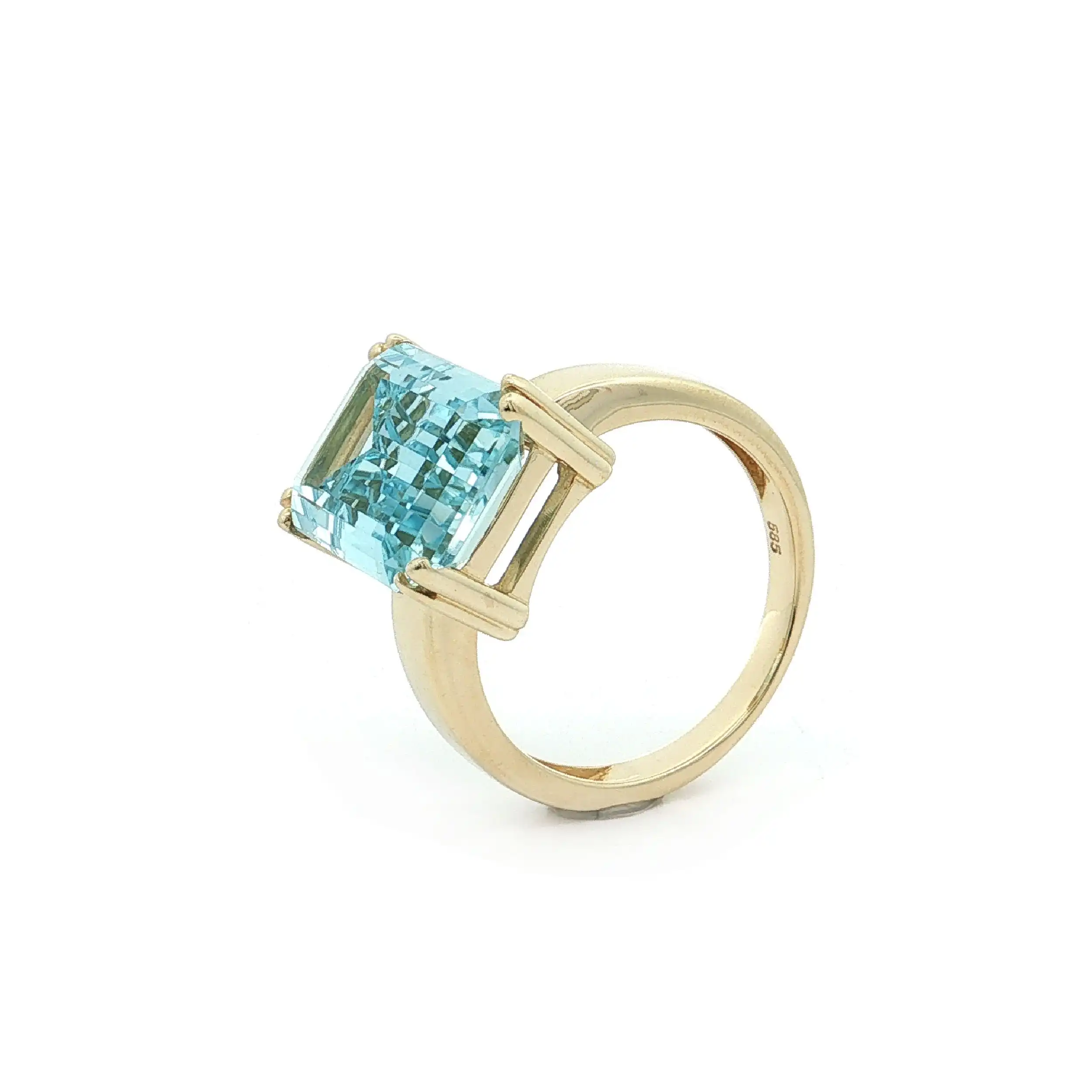 Ring Gelbgold mit Aquamarin