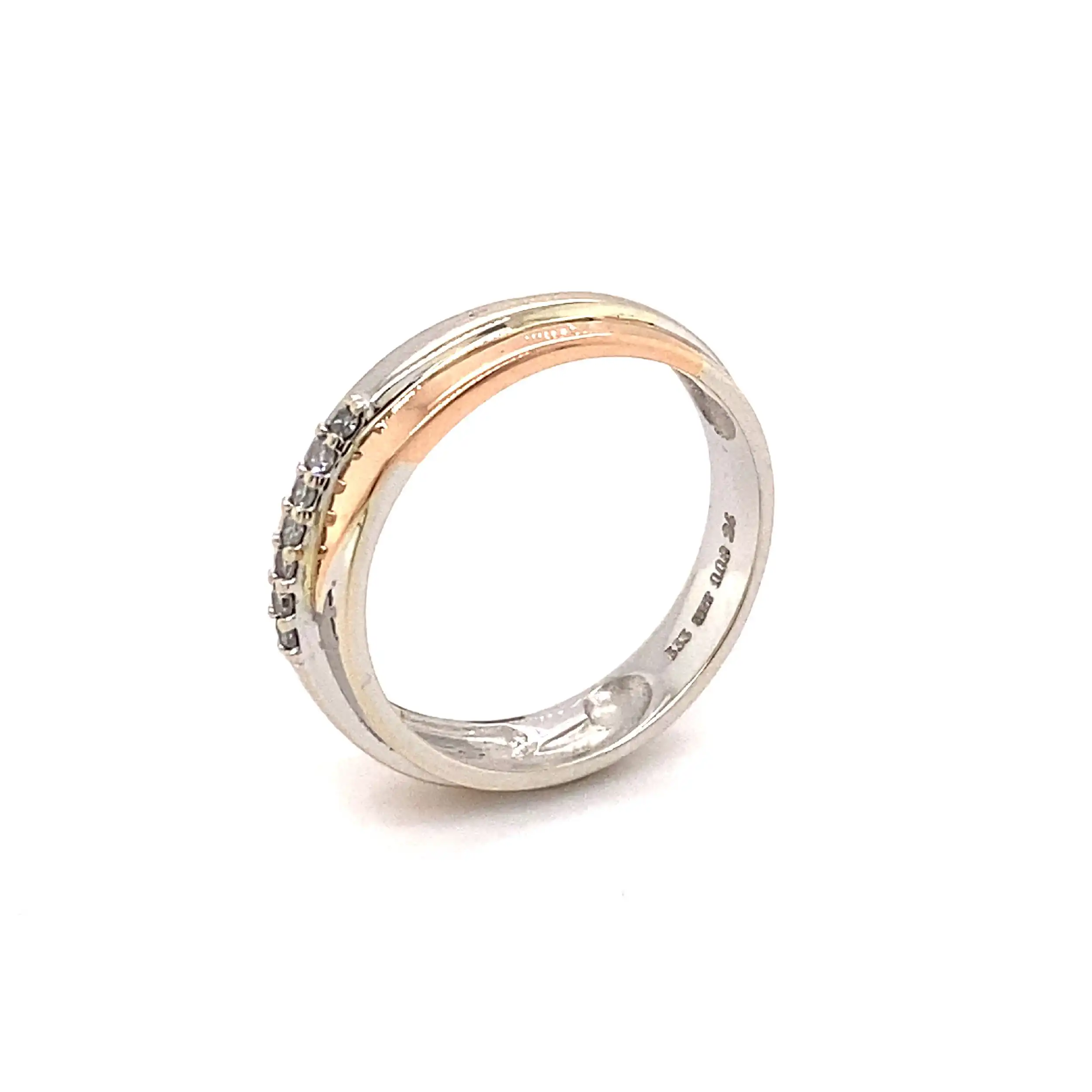 Ring Bicolor mit Brillanten graviert mit 0,08ct Ring Bicolor mit Brillanten graviert mit 0,08ct