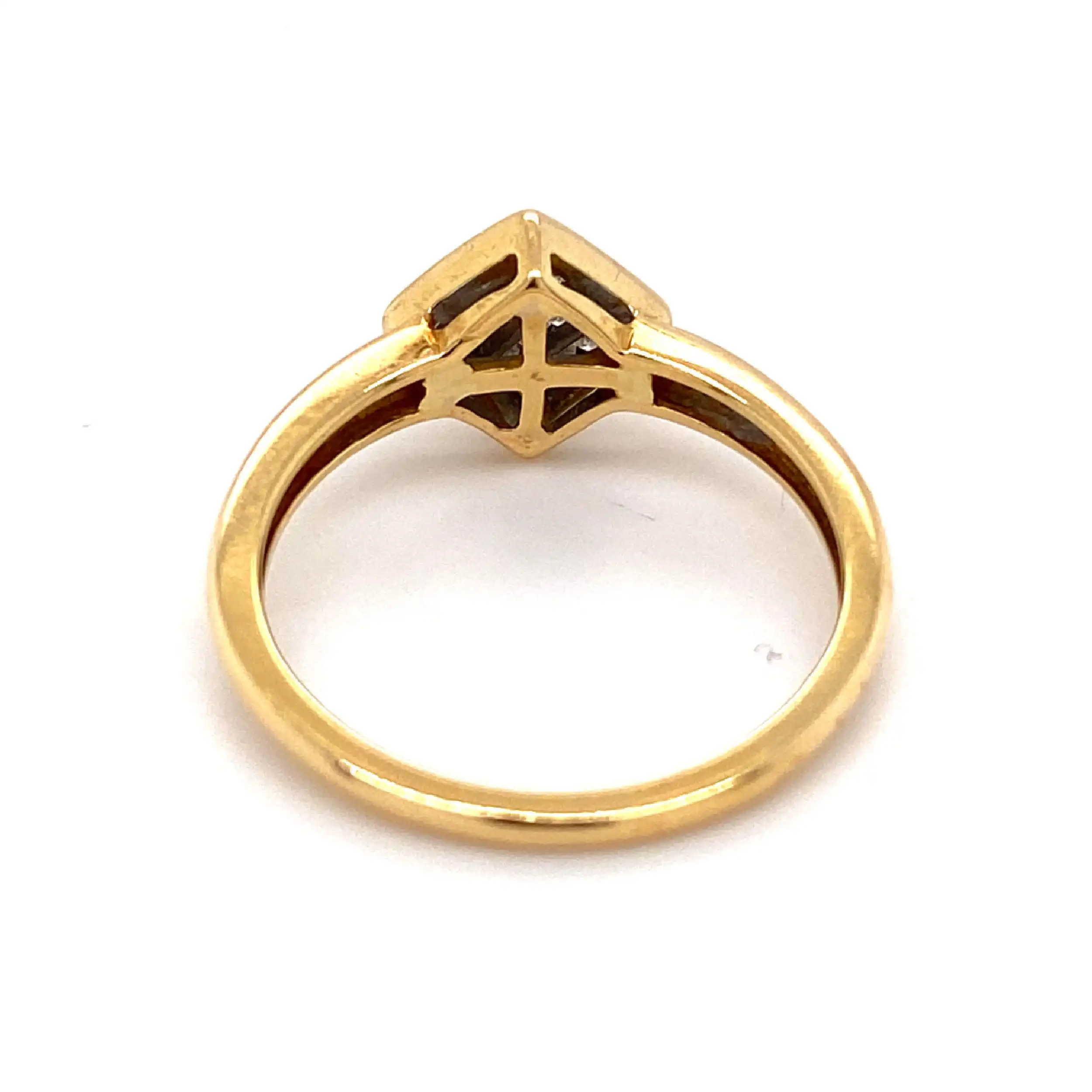 Ring Gelbgold mit Diamanten in Princes-Cut, graviert mit 0,25ct Ring Gelbgold mit Diamanten in Princes-Cut, graviert mit 0,25ct