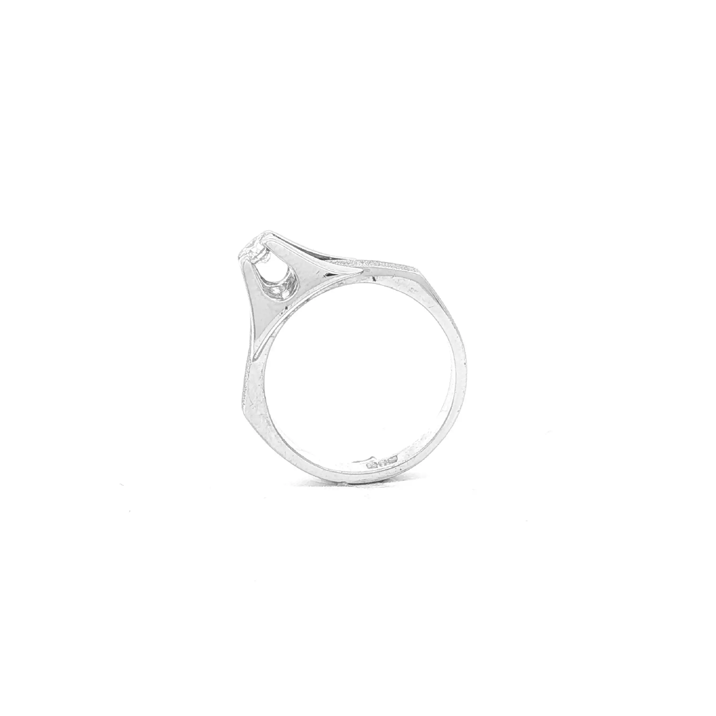 Ring Weißgold mit Brillant Solitär