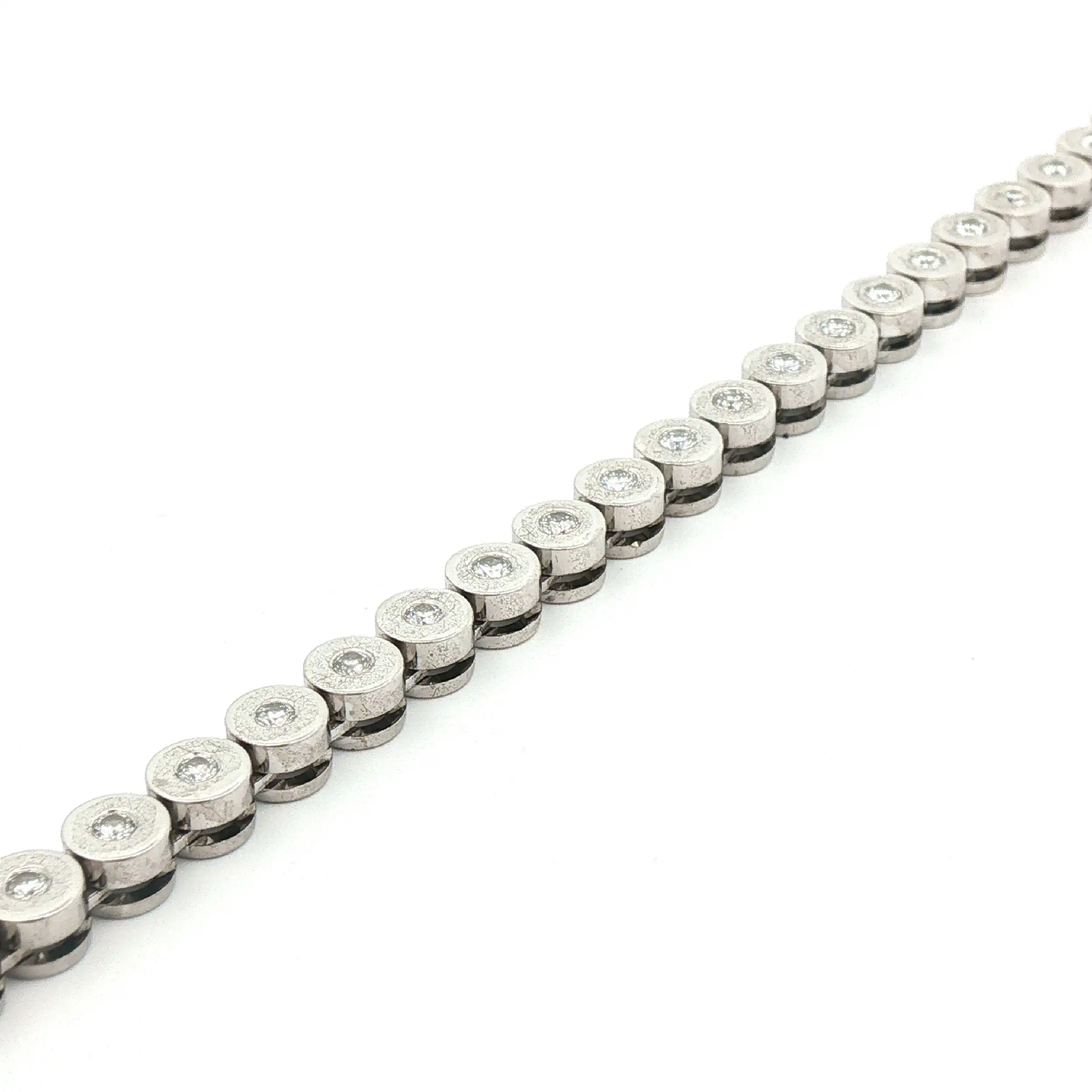 Tennisarmband Weißgold mit Brillanten Tennisarmband Weißgold mit Brillanten