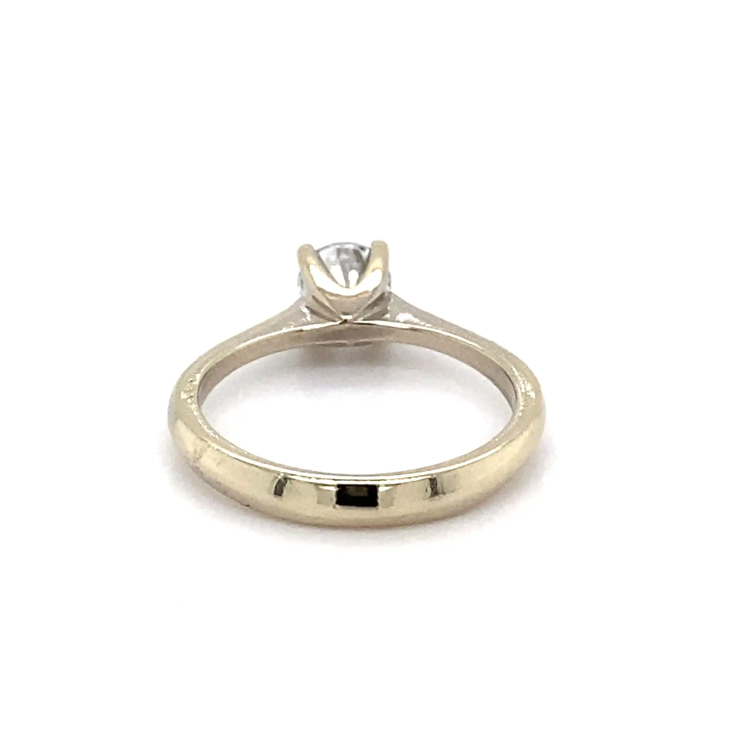 Ring Weißgold mit Zirkonia Ring Weißgold mit Zirkonia