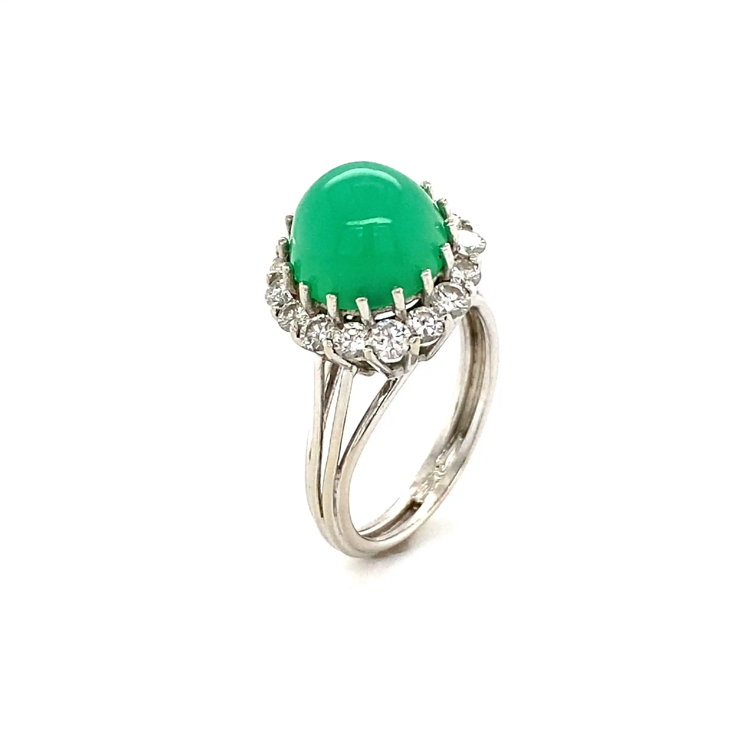 Ring Weißgold mit Chrysopras & Brillanten Ring Weißgold mit Chrysopras & Brillanten