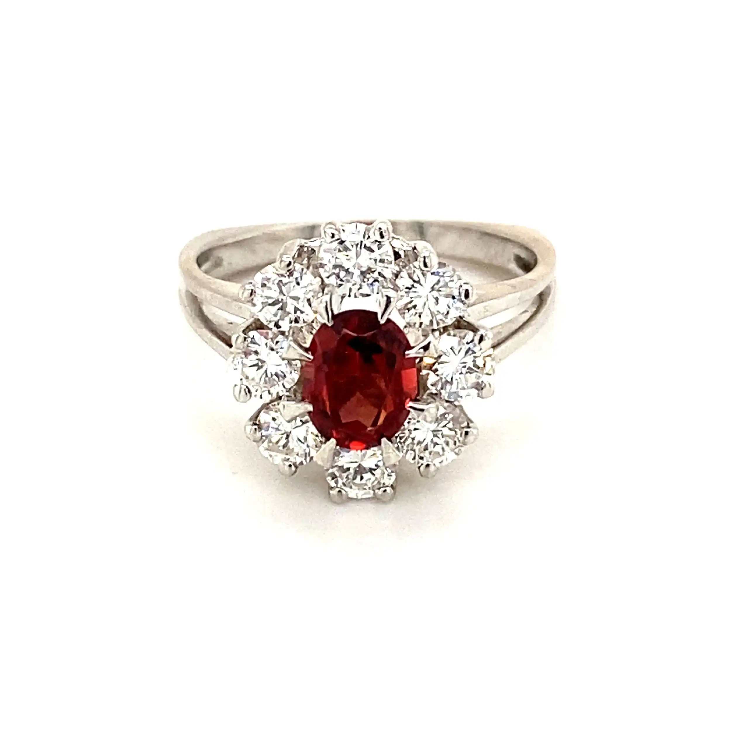 Ring Weißgold mit Rhodolith und Brillanten Ring Weißgold mit Rhodolith und Brillanten