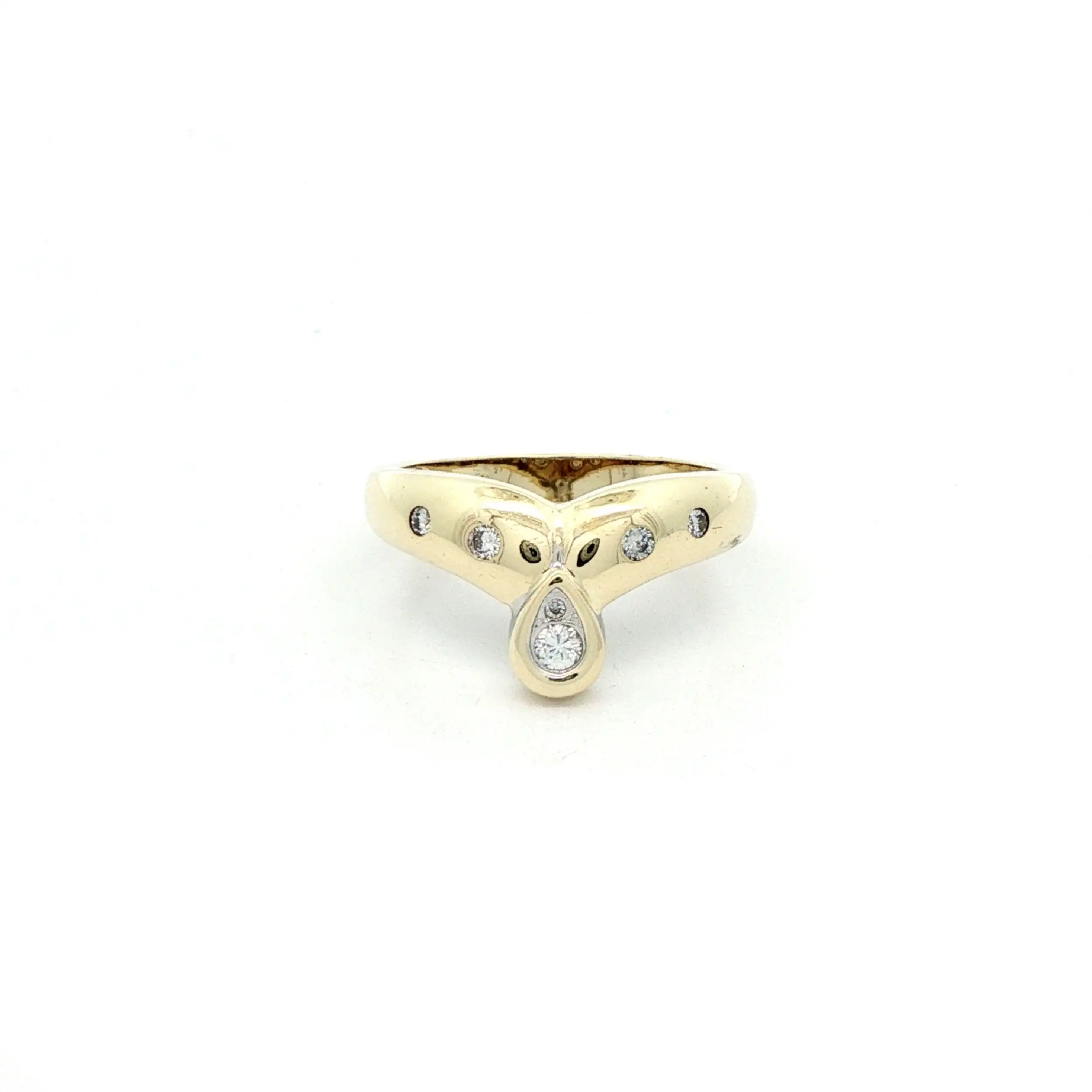 Ring Gelbgold mit Brillanten, graviert mit 0,17ct. Ring Gelbgold mit Brillanten, graviert mit 0,17ct.