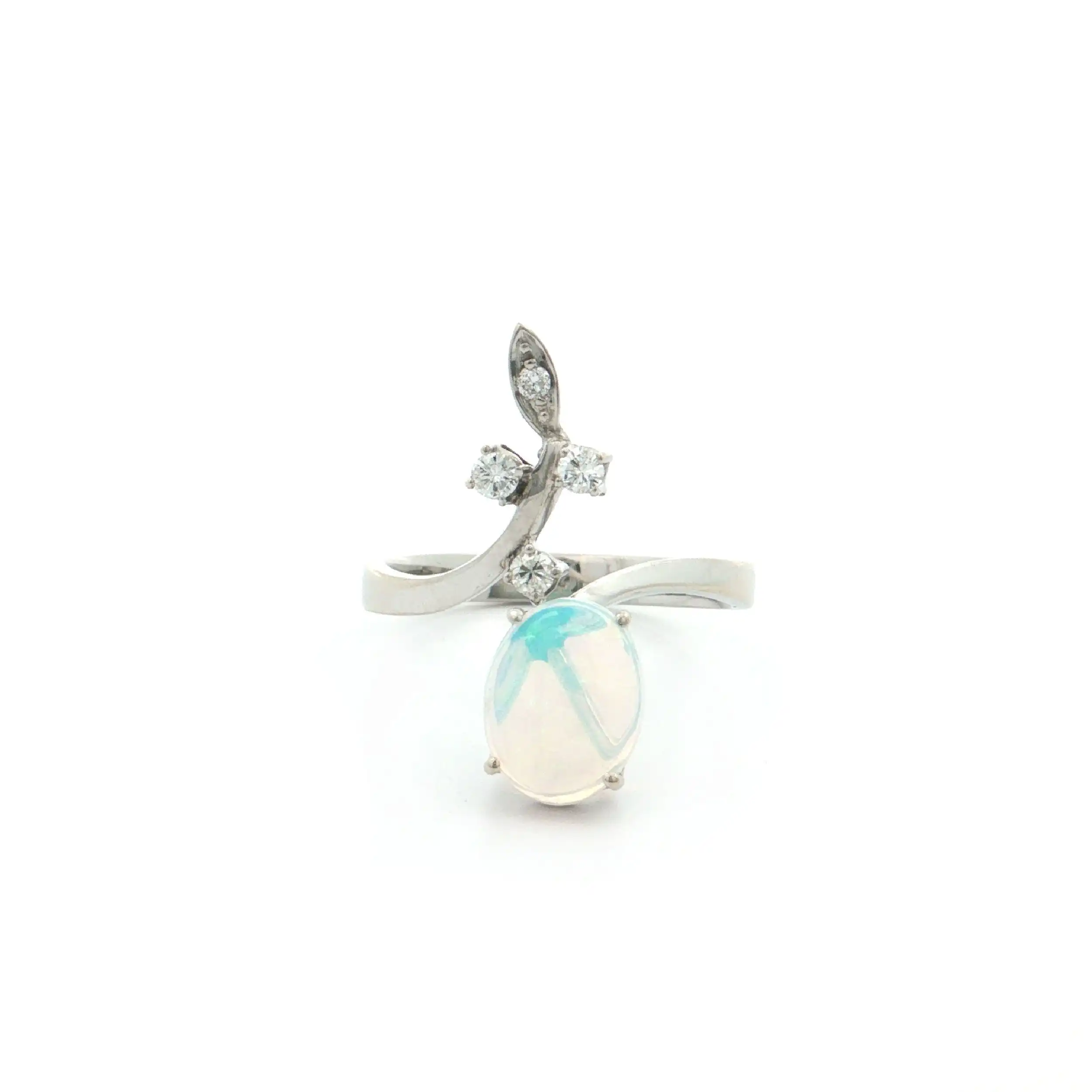 Ring Weißgold mit Opal und weißen Saphiren Ring Weißgold mit Opal und weißen Saphiren