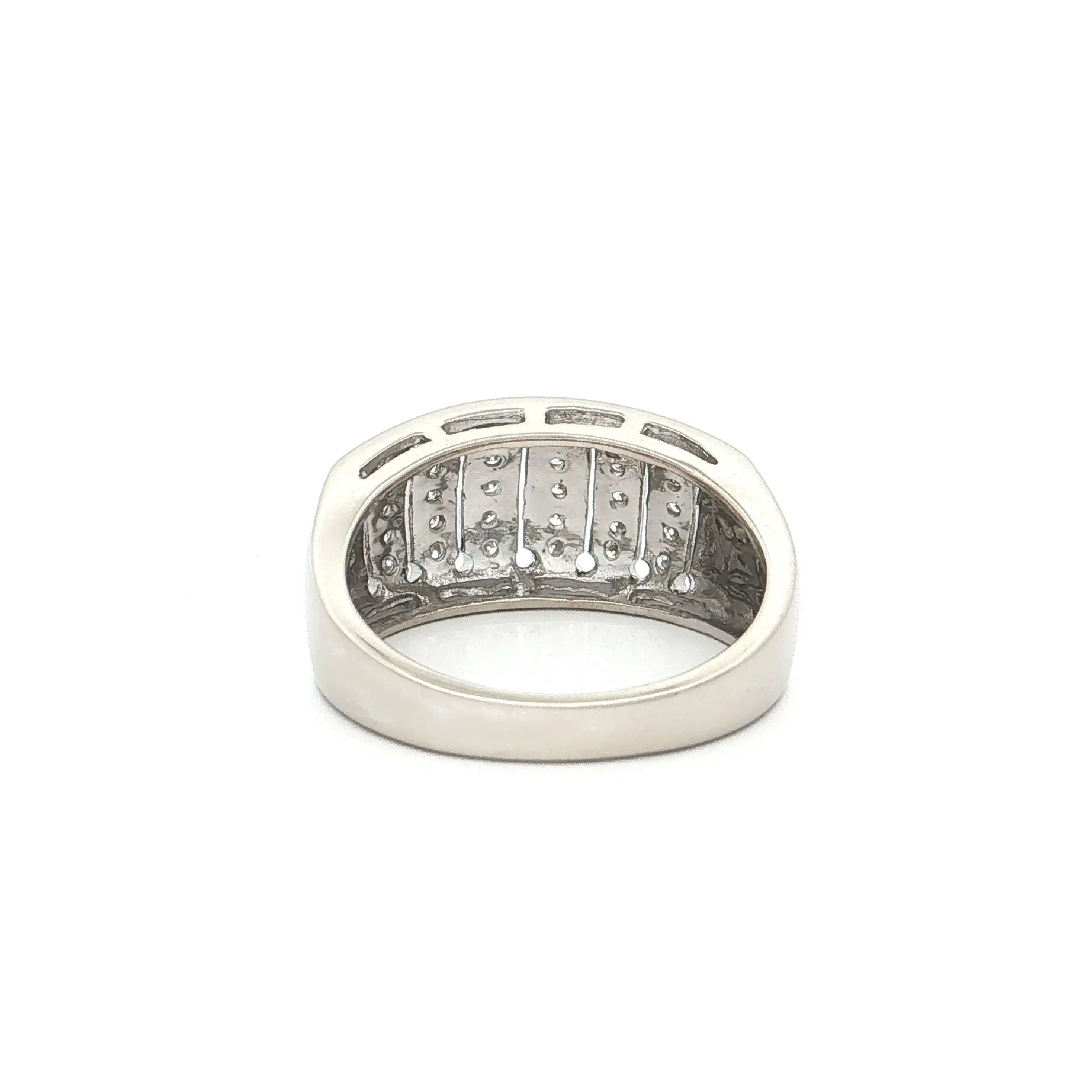 Ring Weißgold mit Brillanten Ring Weißgold mit Brillanten