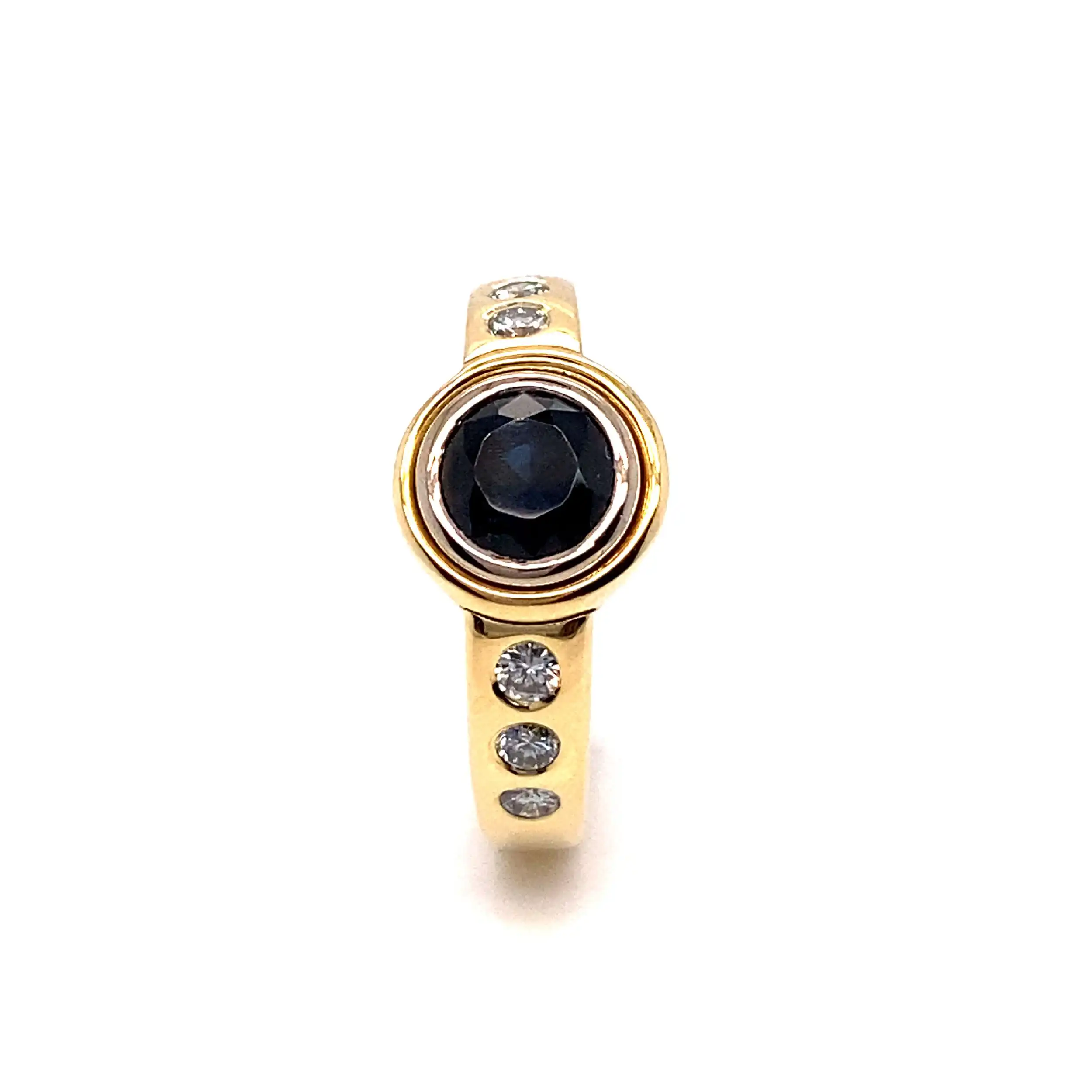 Ring mit 6 Brillanten und Saphire Ring mit 6 Brillanten und Saphire