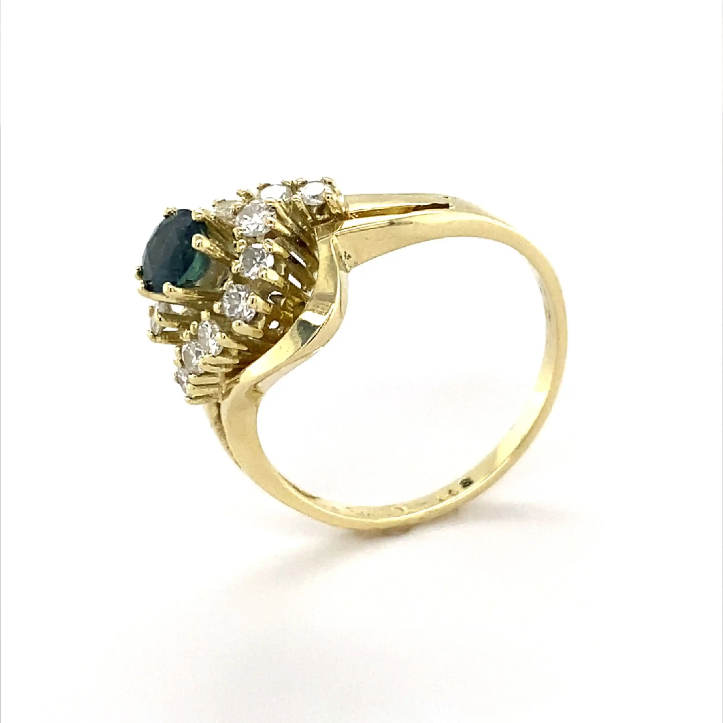 Ring Gelbgold mit Saphir und Brillanten Ring Gelbgold mit Saphir und Brillanten