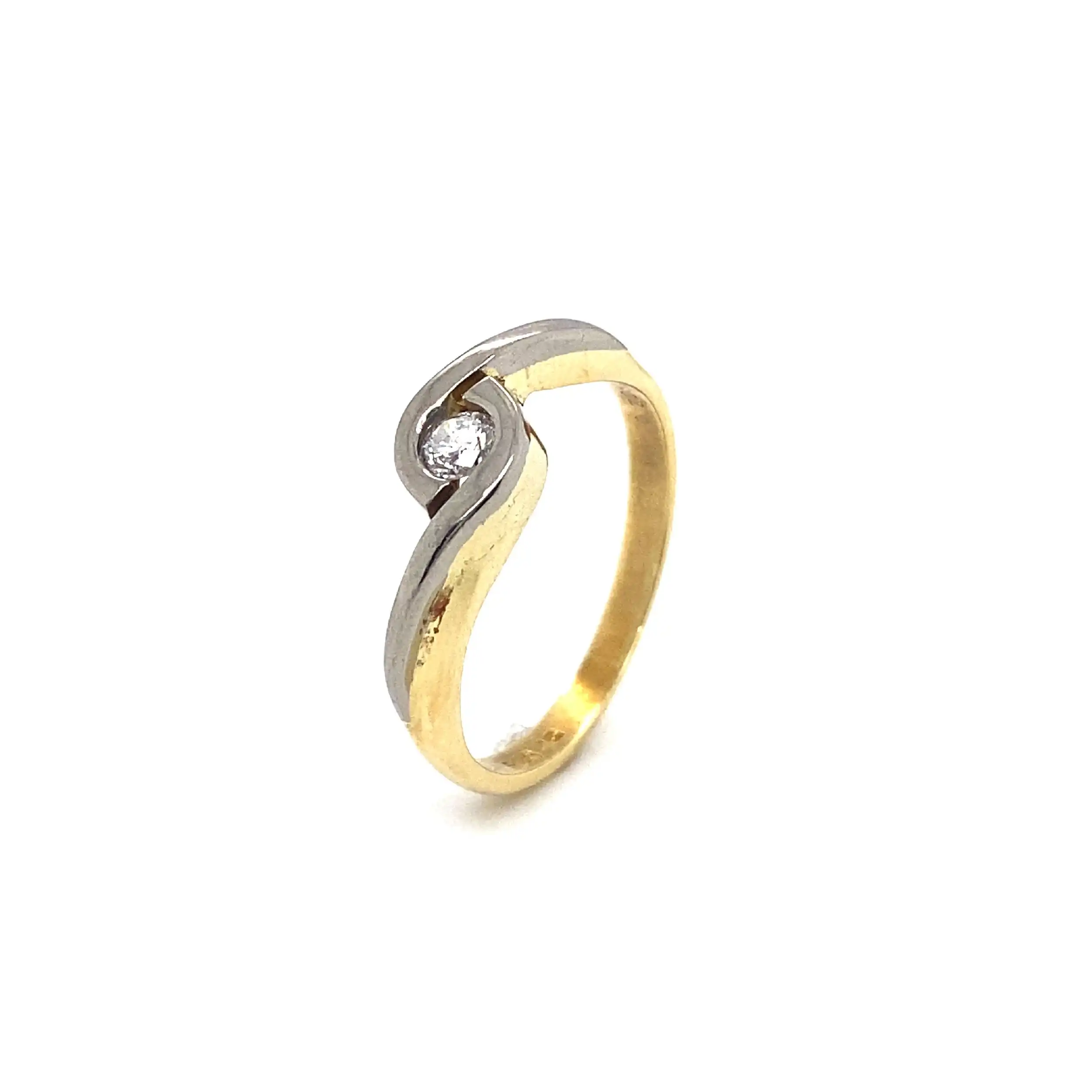 Ring Bicolor, graviert mit 0,20ct. Ring Bicolor, graviert mit 0,20ct.