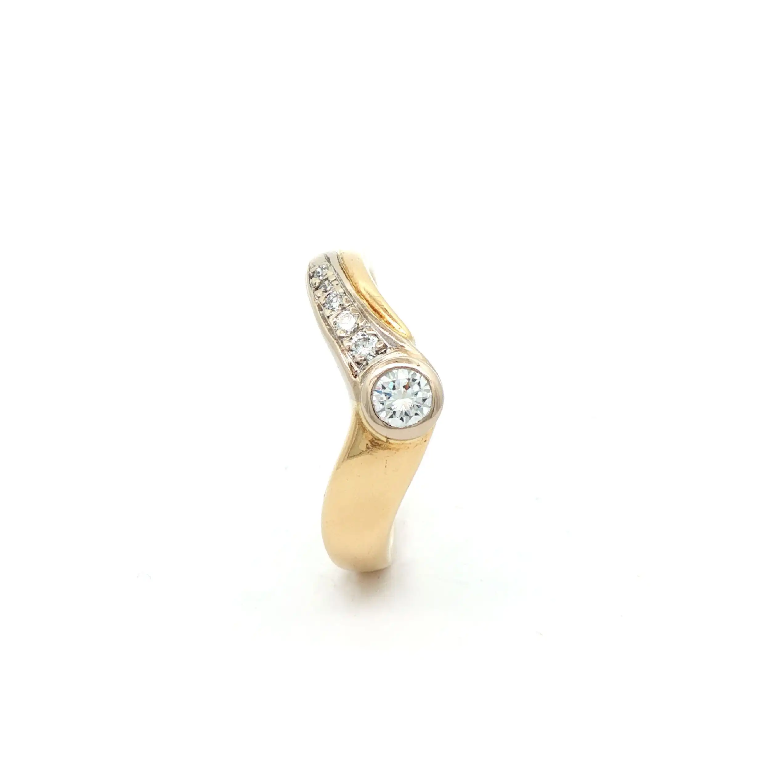Ring Gelbgold mit Brillanten Ring Gelbgold mit Brillanten