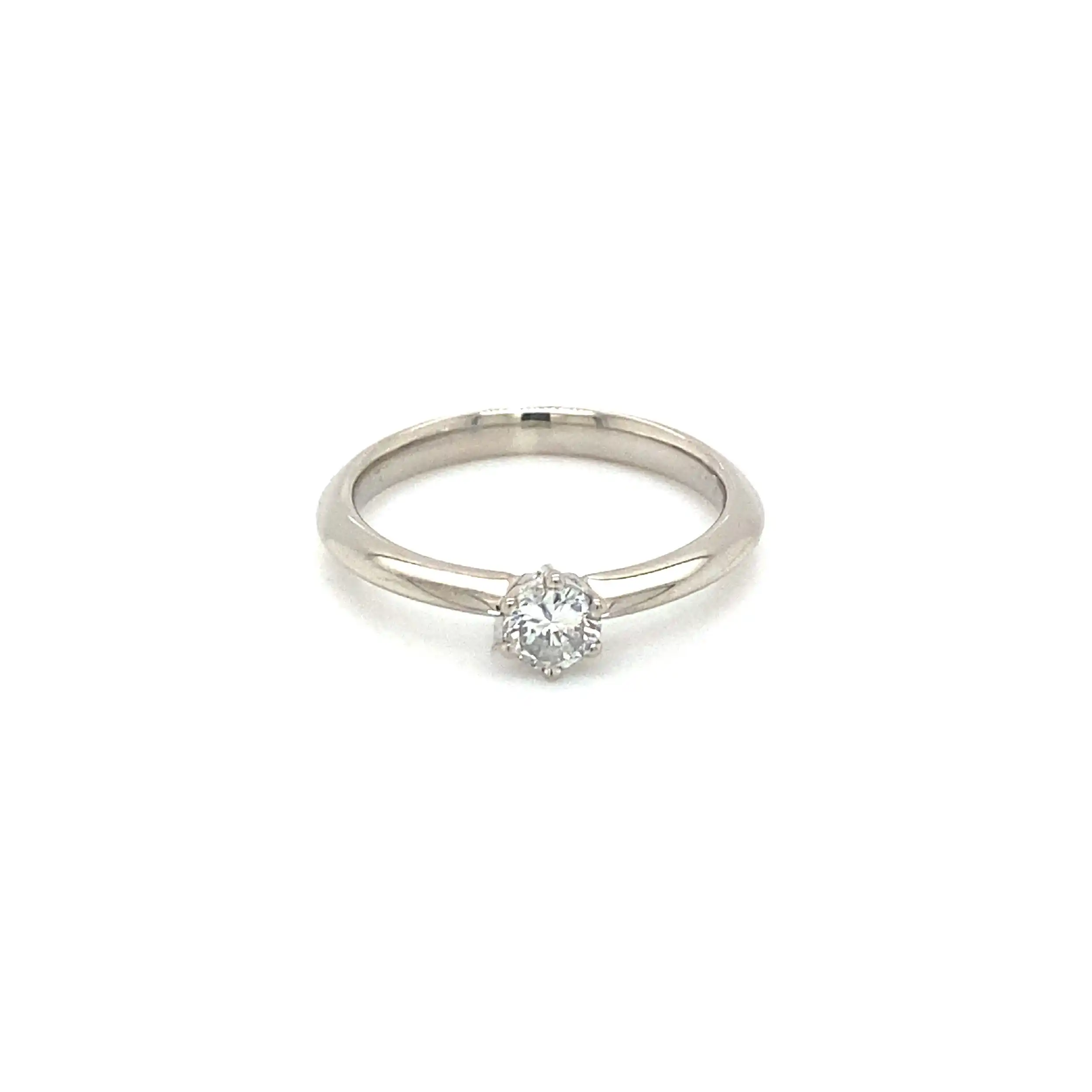 Ring Weißgold mit Brillant Ring Weißgold mit Brillant