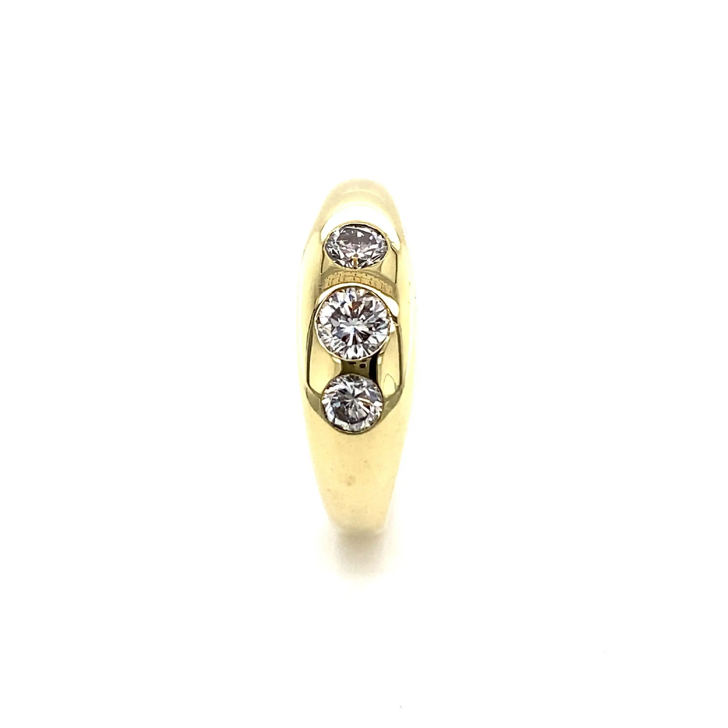 Ring Gelbgold mit Brillanten, graviert mit 0,60ct. Ring Gelbgold mit Brillanten, graviert mit 0,60ct.