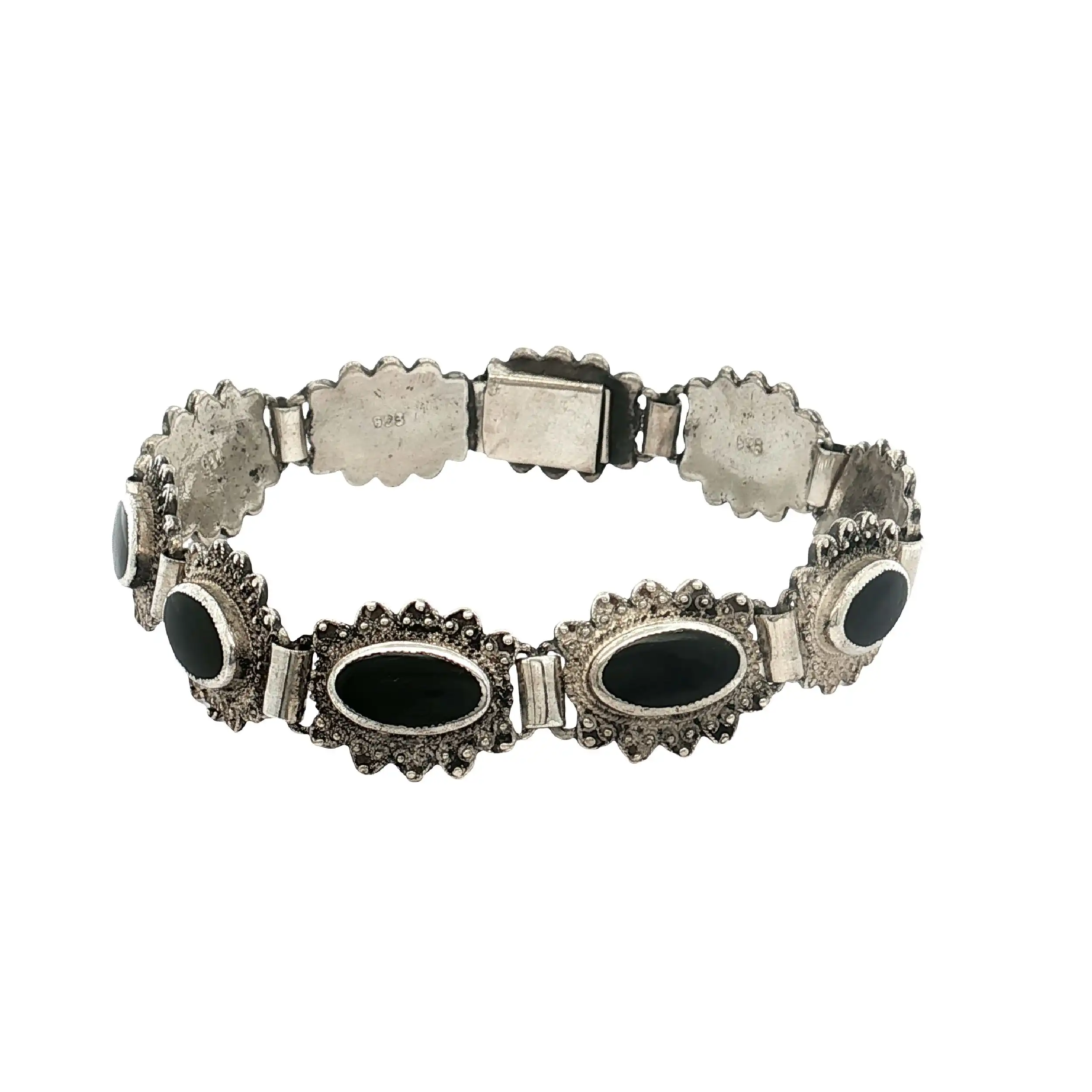 Armband mit schwarzen Steinen