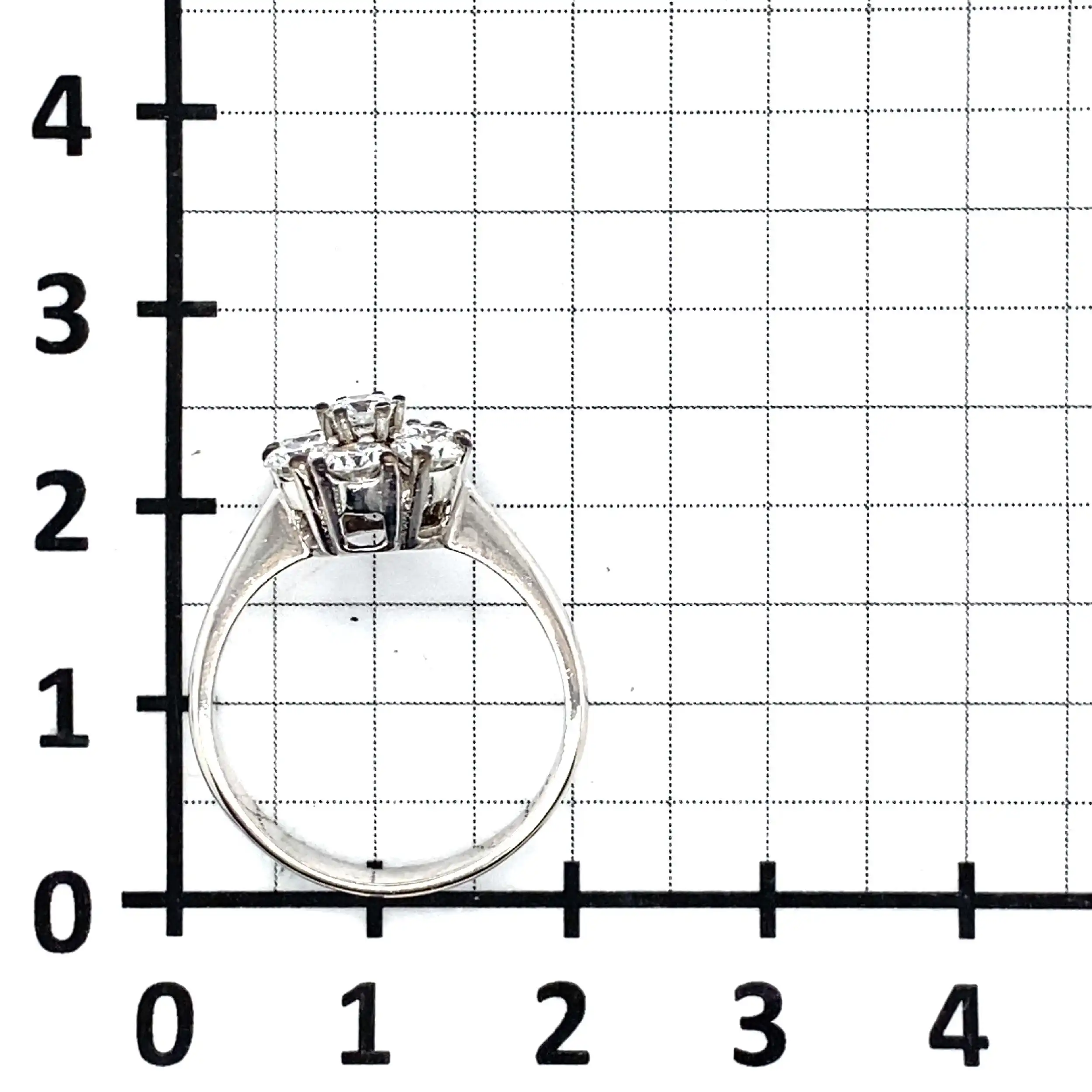 Ring Weißgold Blume mit 7 Brillanten Ring Weißgold Blume mit 7 Brillanten