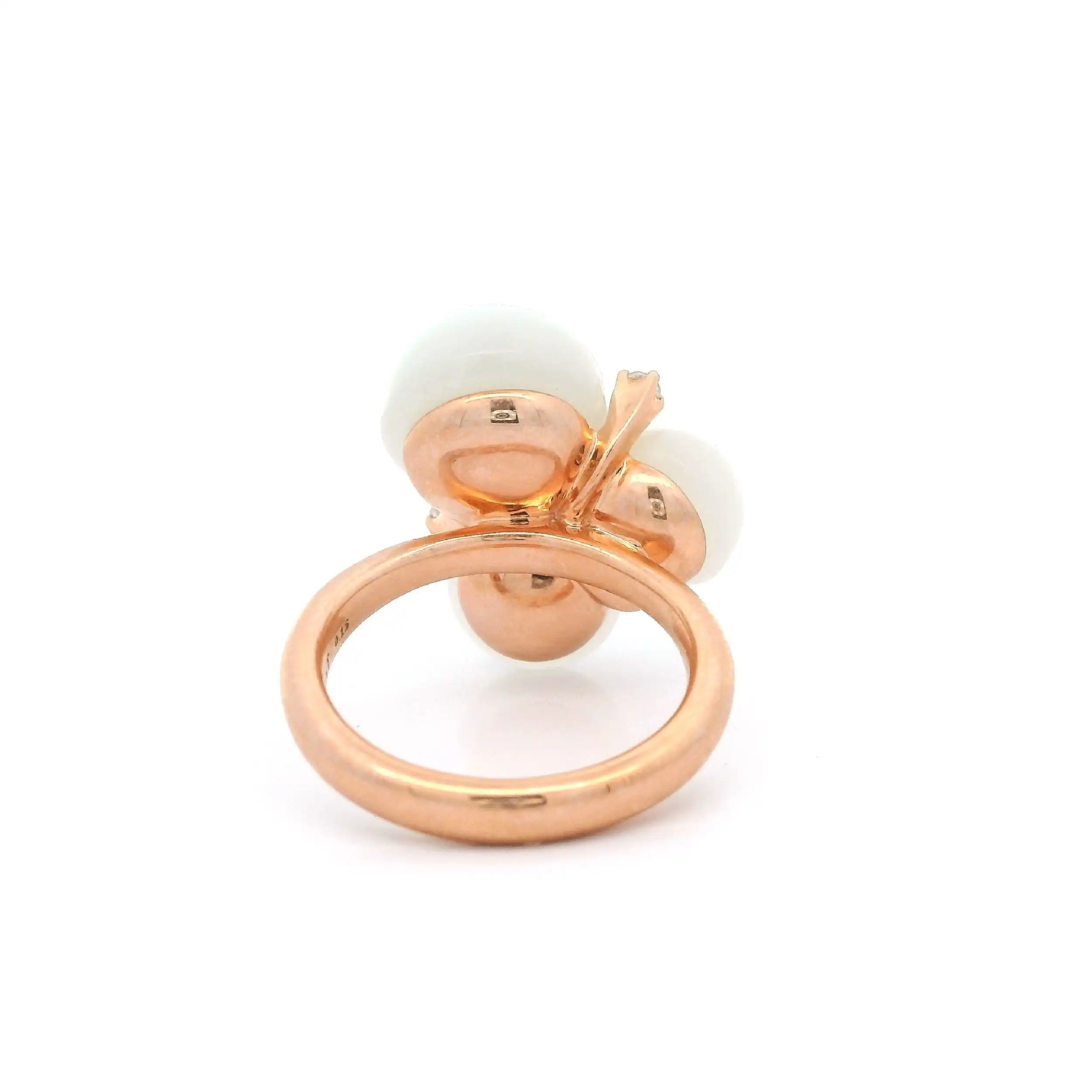Ring Roségold mit Brillanten und Mondstein Cabochon mit 0,15ct graviert